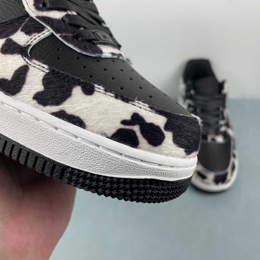 AF1-031 Cow Print Black/White – lateral side profile, clean studio shot