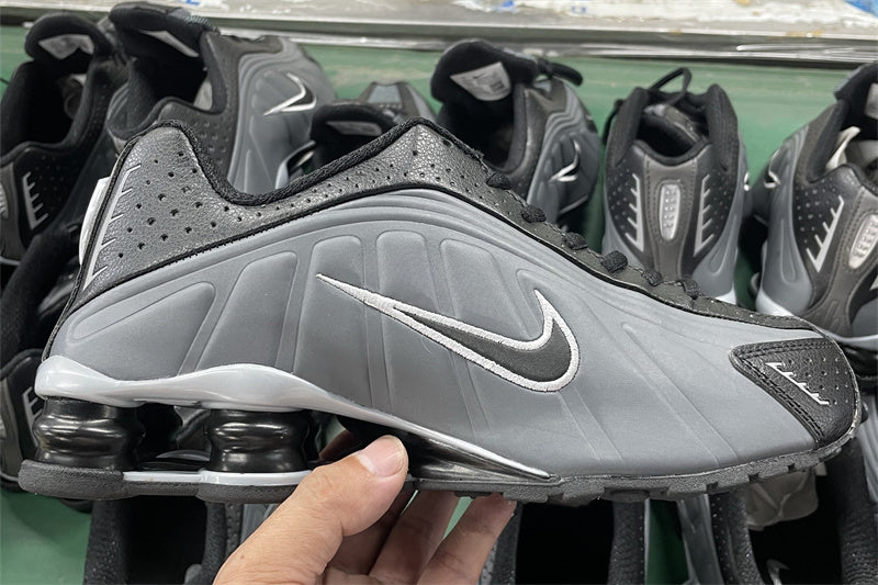 Nike Shox R4 – Design-Inspired "Silver Black" Custom Tribute Build SX-016