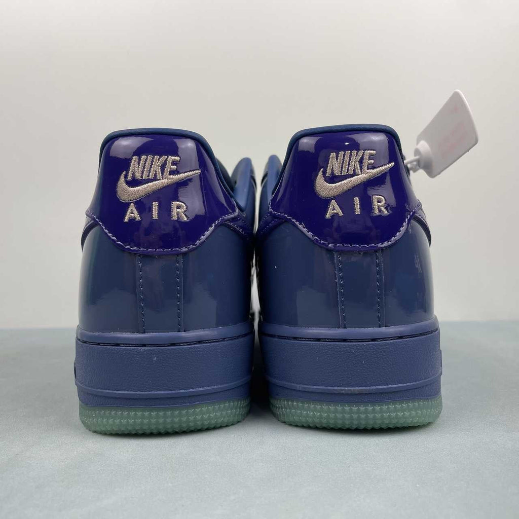 AF1-036 Tonal Navy Patent – lateral side profile clean studio shot
