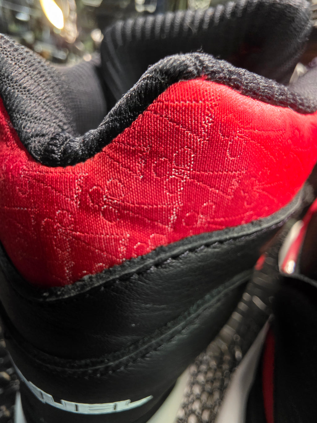 Reebok Pump Omni Zone II “Anuel AA” — Authentic — Black/Red — US 11