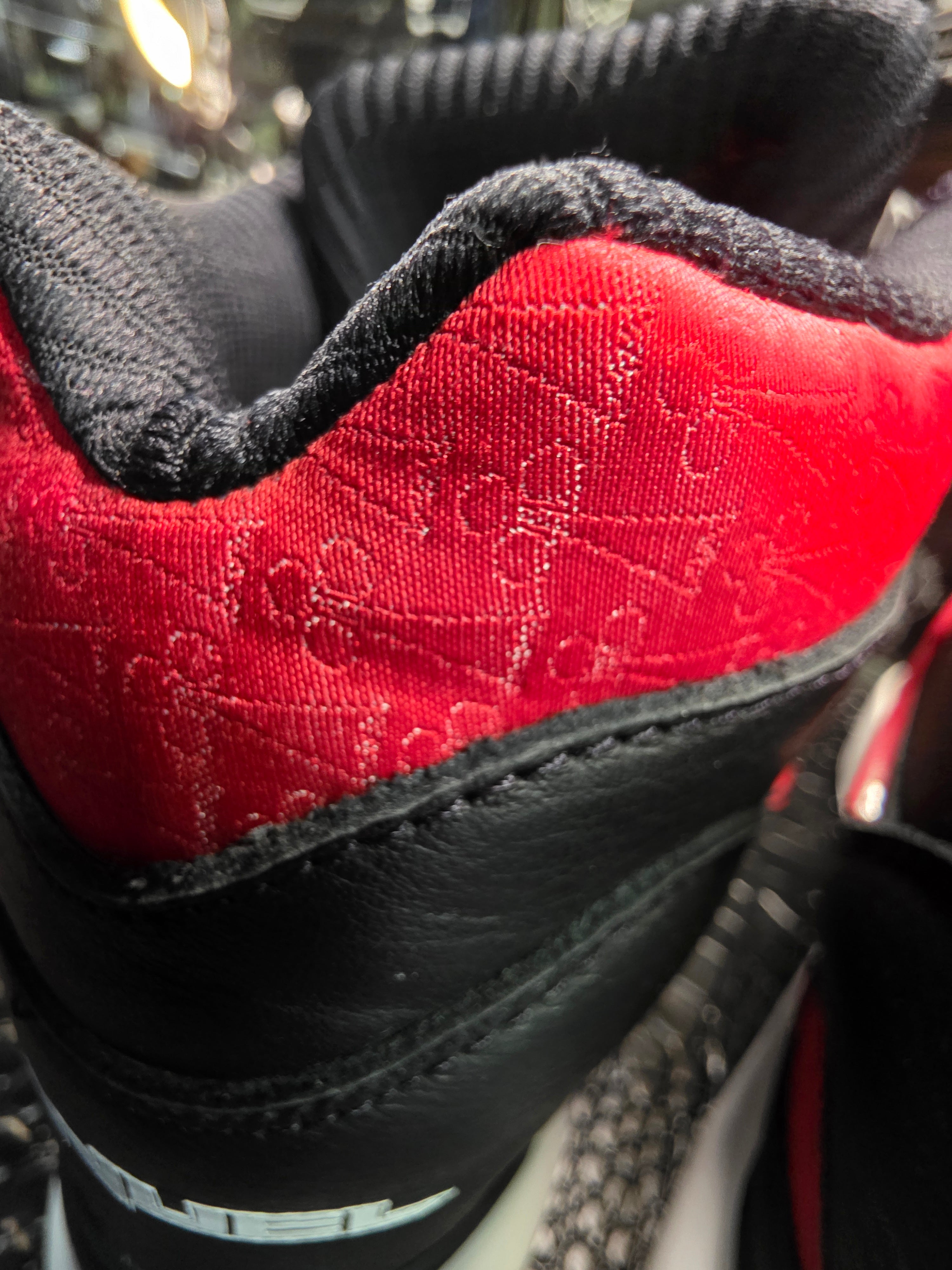 Reebok Pump Omni Zone II “Anuel AA” — Authentic — Black/Red — US 11