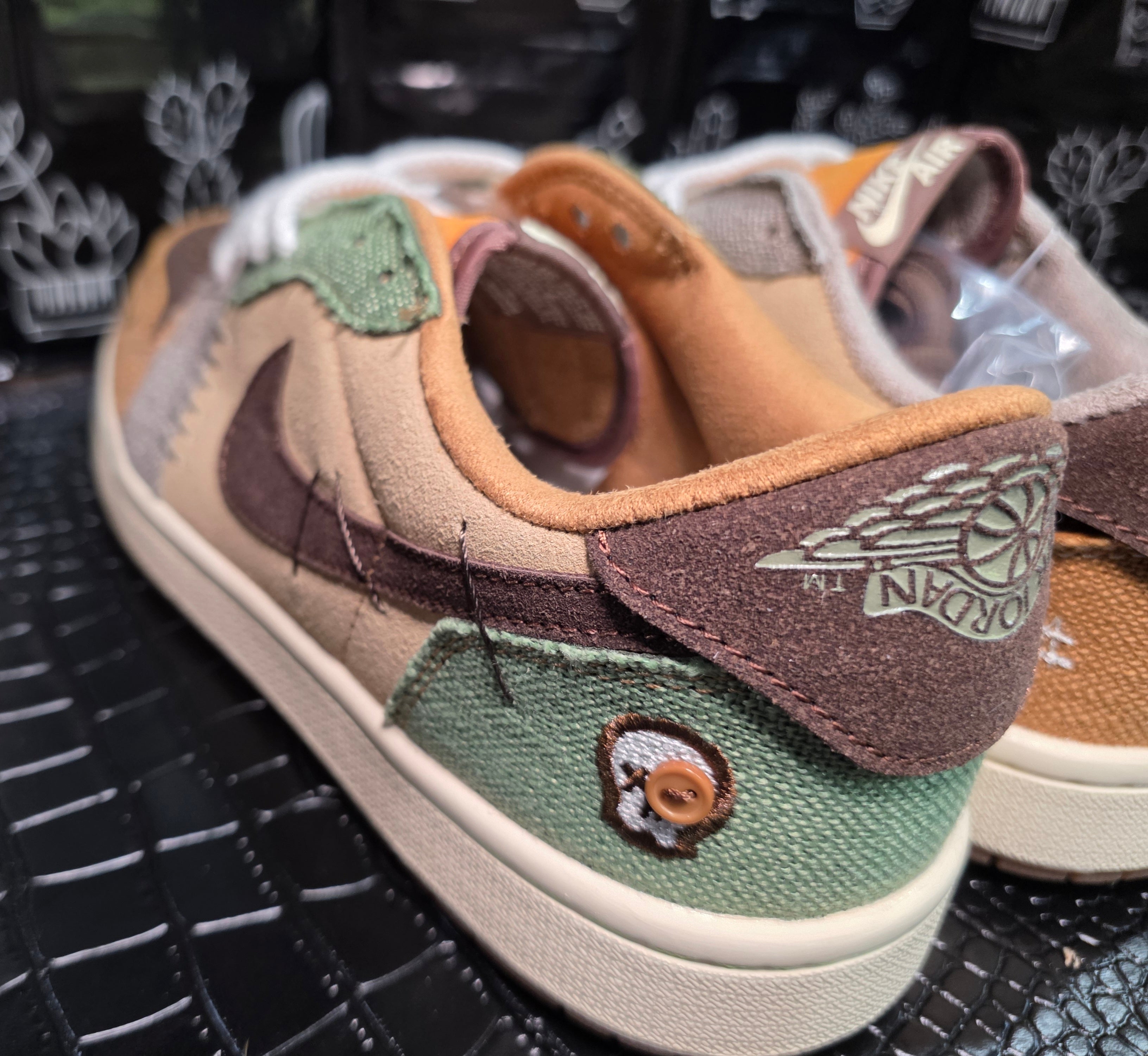 Jordan 1 Low “Zion Williamson Voodoo” Inspired – Everyday Lineup – US 11 – New