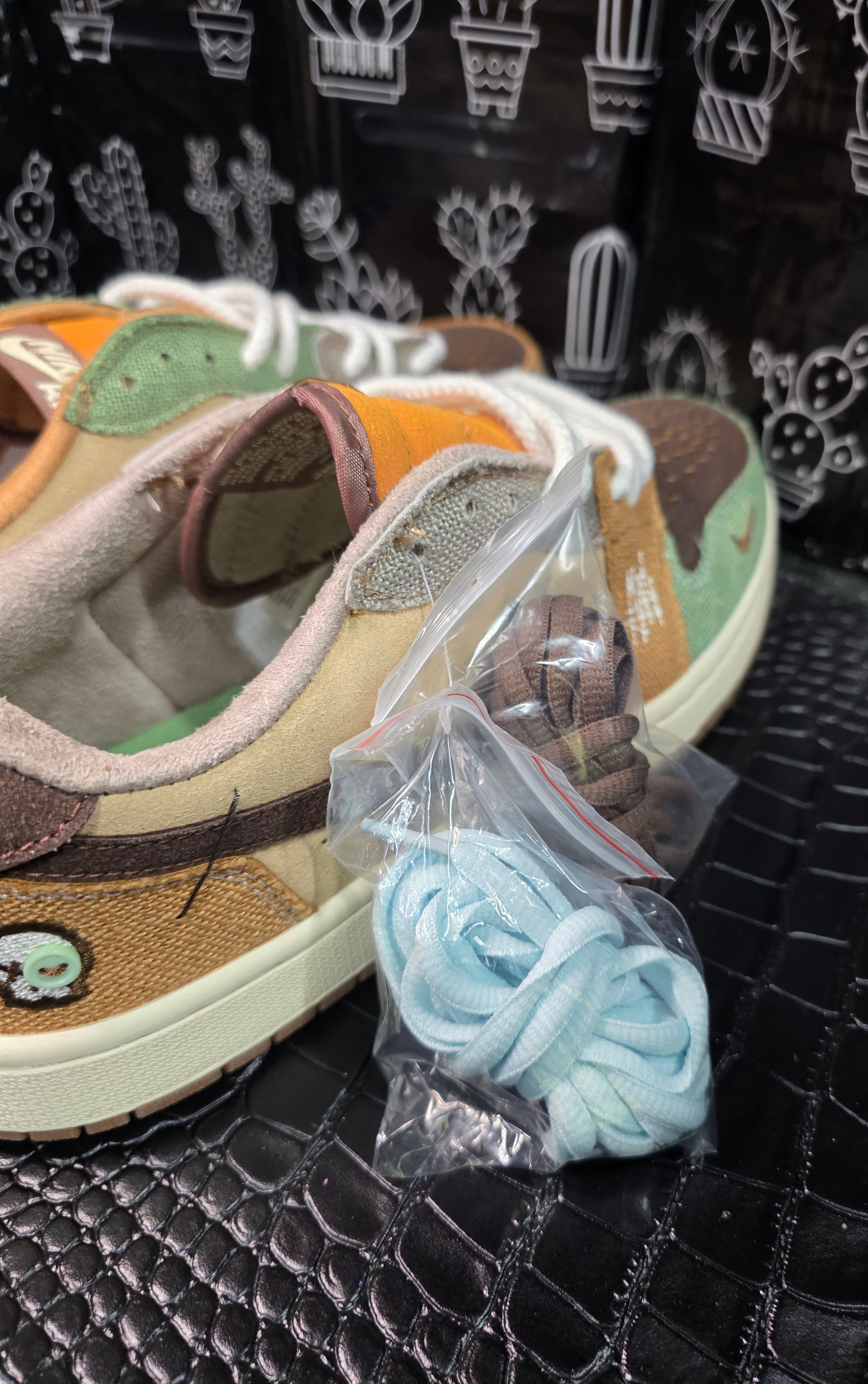 Jordan 1 Low “Zion Williamson Voodoo” Inspired – Everyday Lineup – US 11 – New