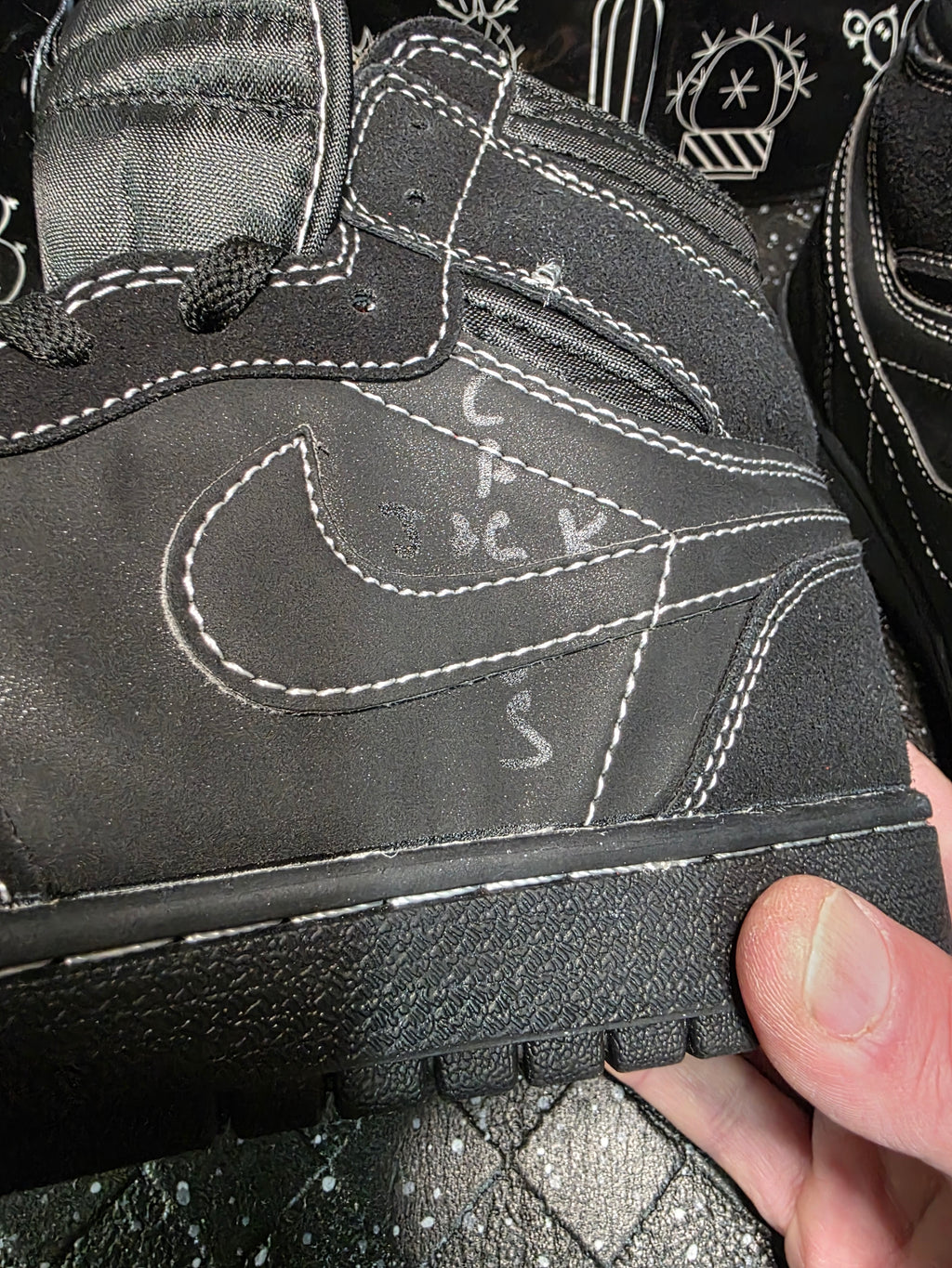 Jordan 1 High “Travis Scott – Phantom Inspired” – Fantasy Lineup – US 11 – New