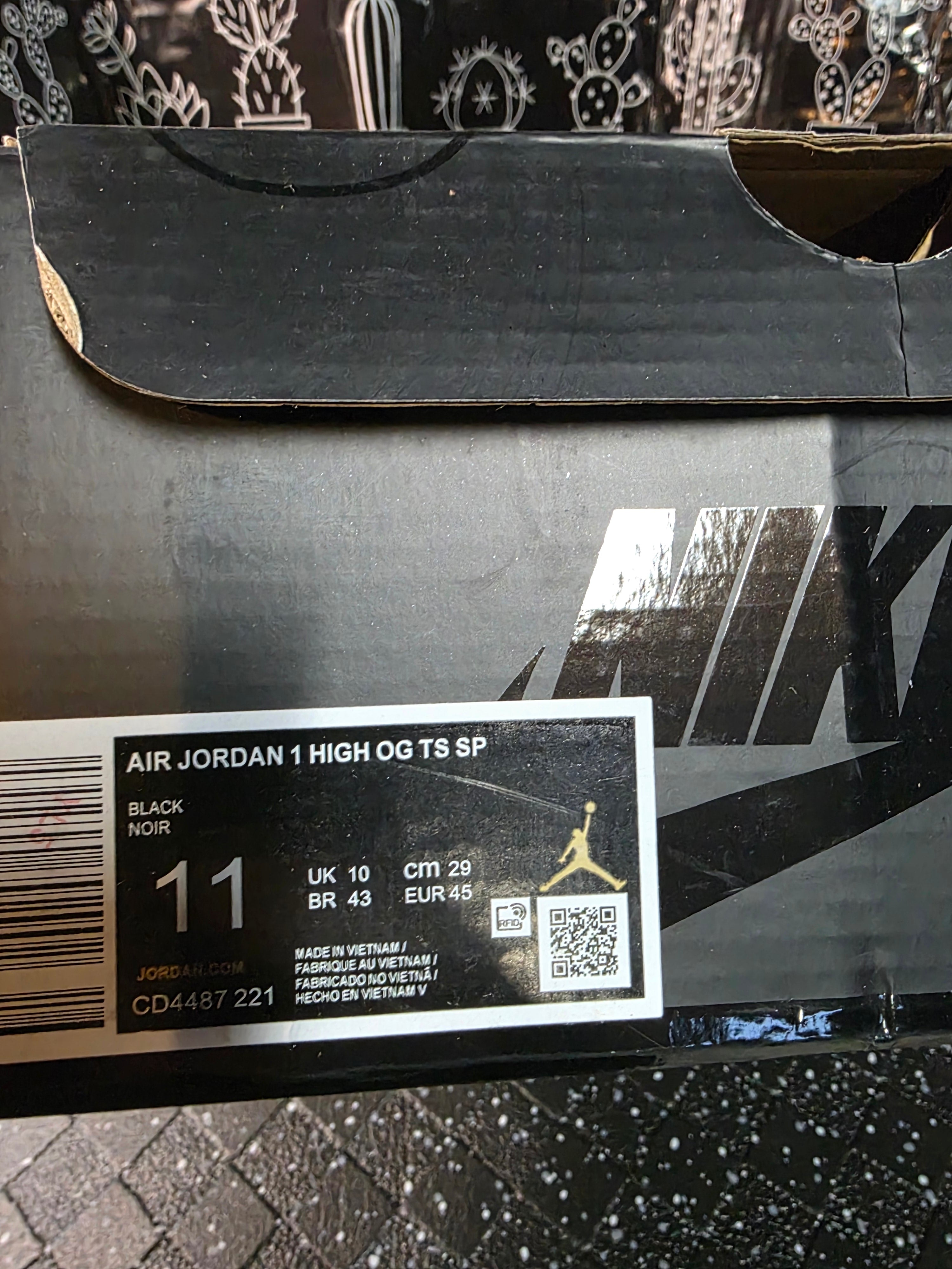 Jordan 1 High “Travis Scott – Phantom Inspired” – Fantasy Lineup – US 11 – New