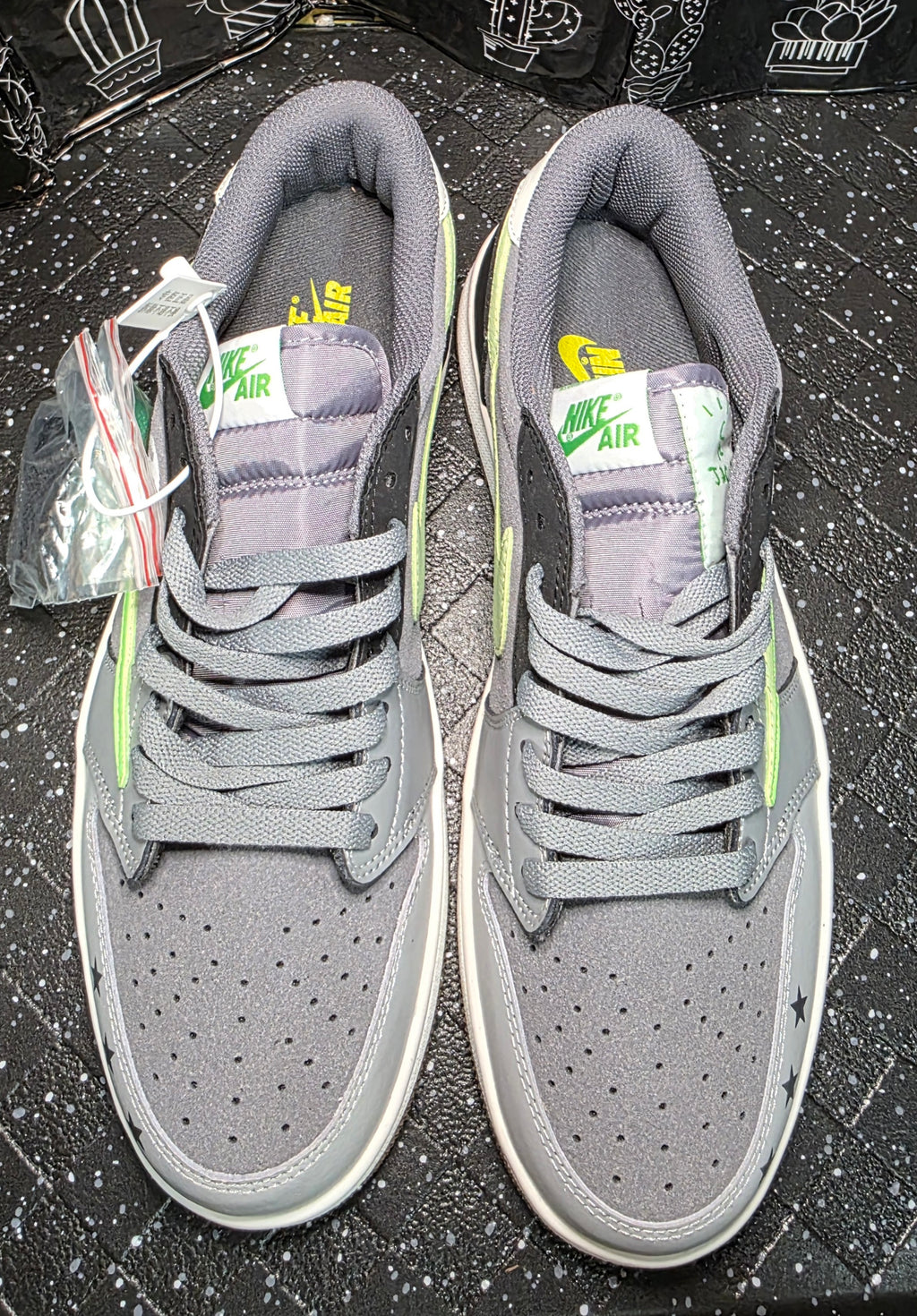 Jordan 1 Low “Travis Scott – Monster Energy × Ken Block × Hoonigan”  Fantasy Colorway — US 12 — New