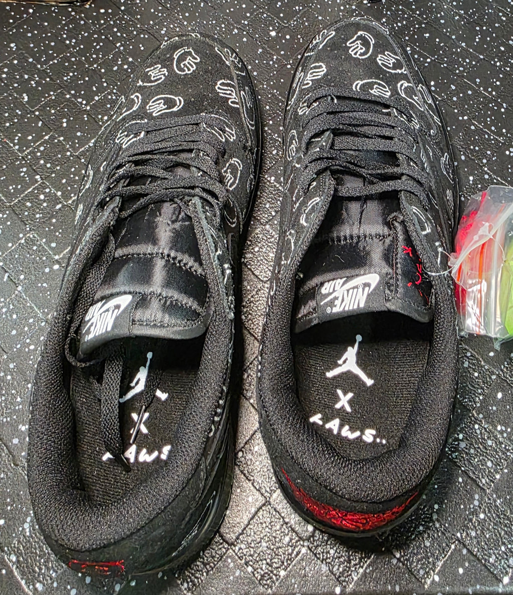 Jordan 1 Low “Travis Scott × KAWS – Black Suede” — Design Inspired — US 11