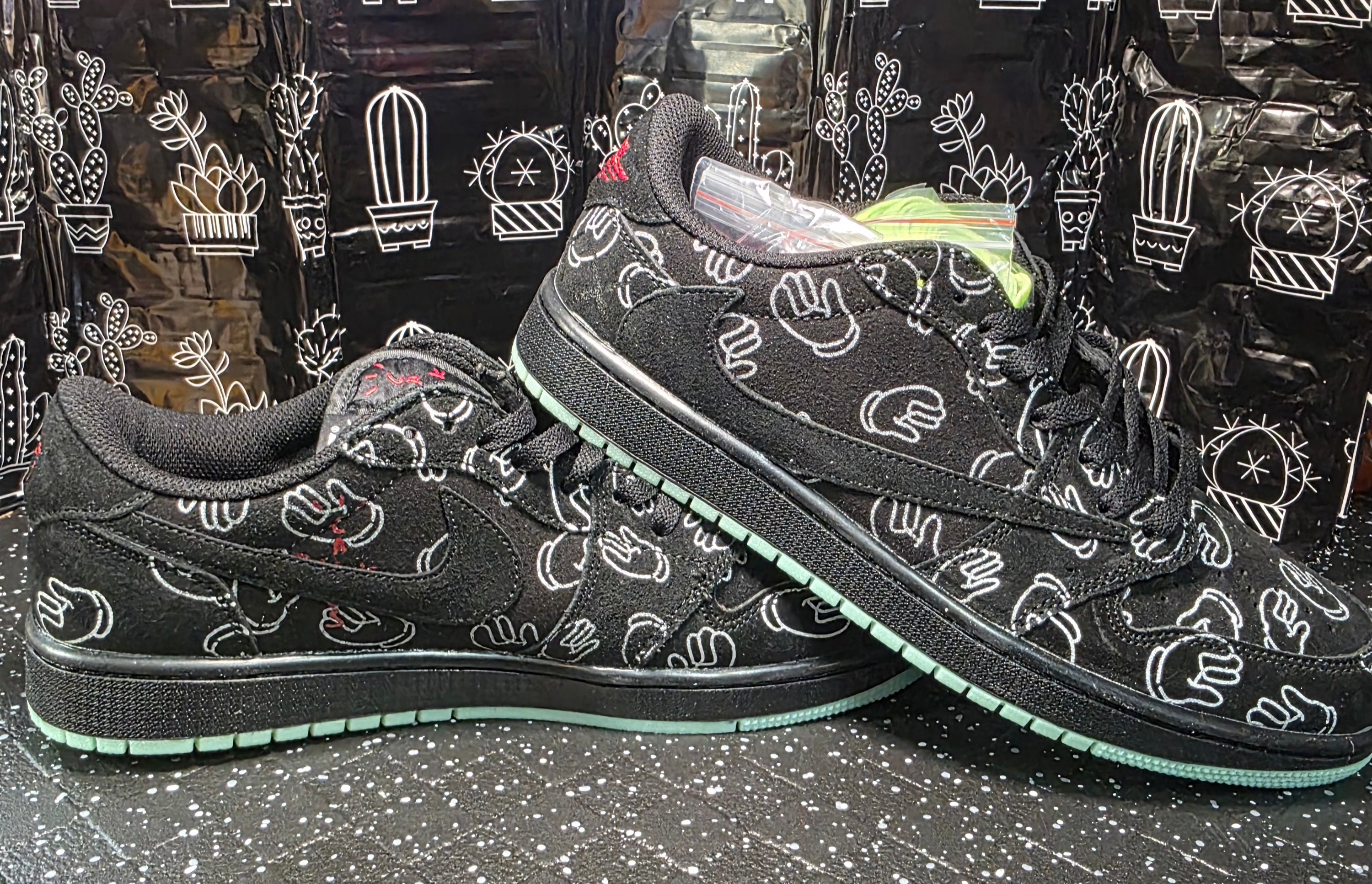 Jordan 1 Low “Travis Scott × KAWS – Black Suede” — Design Inspired — US 11