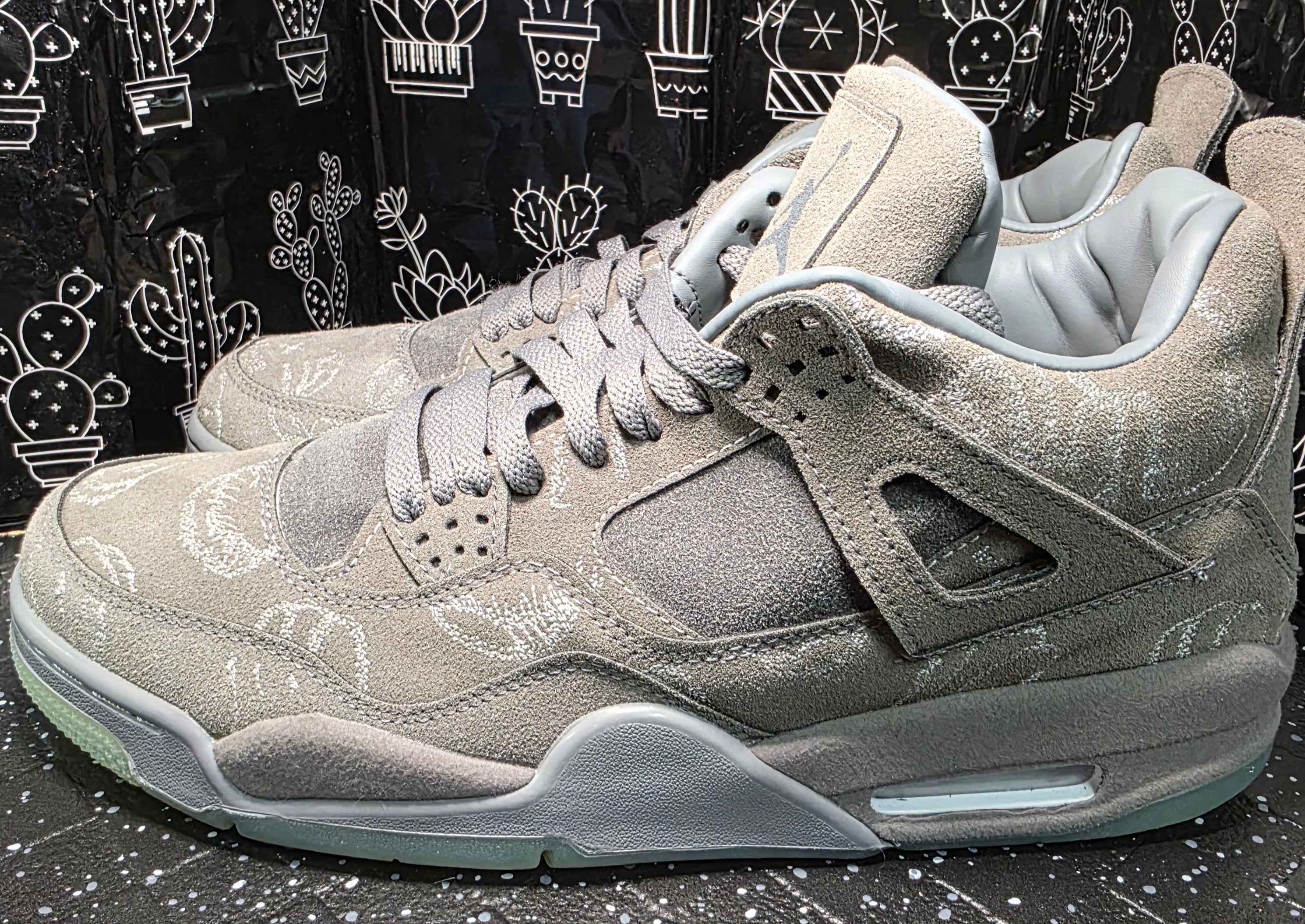 Jordan 4 “KAWS Gray” — Design Inspired — US 11