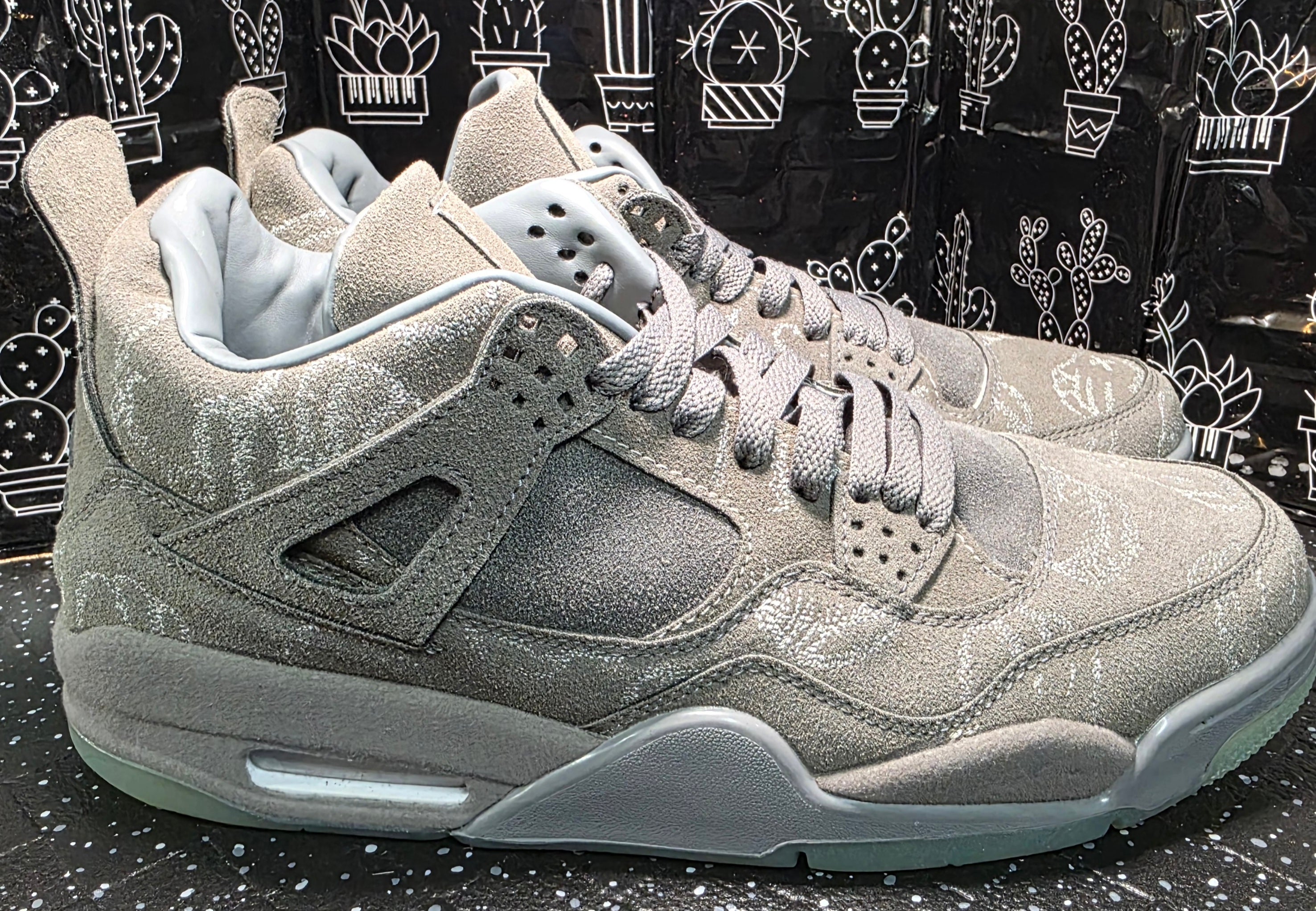 Jordan 4 “KAWS Gray” — Design Inspired — US 11