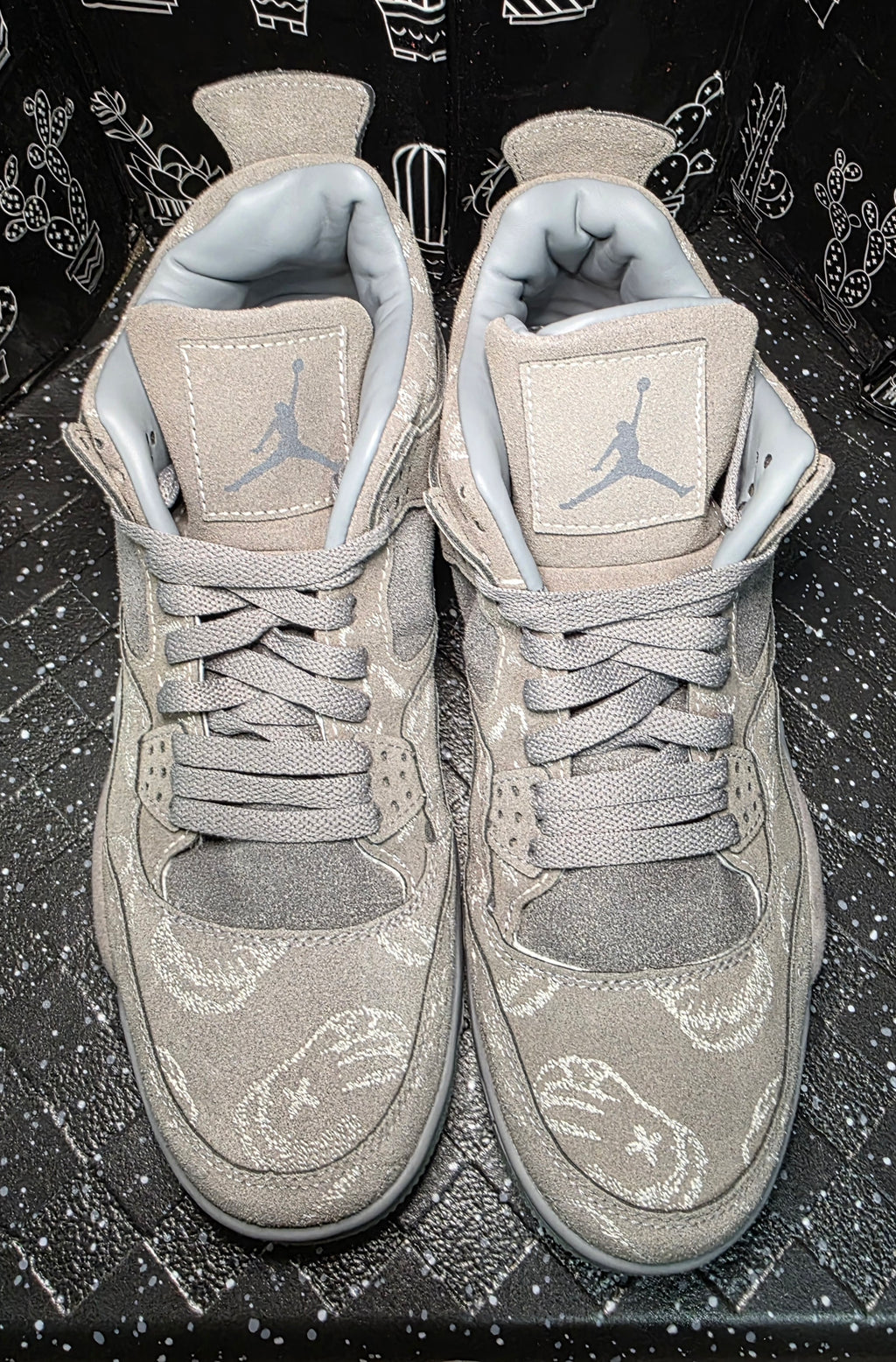 Jordan 4 “KAWS Gray” — Design Inspired — US 11