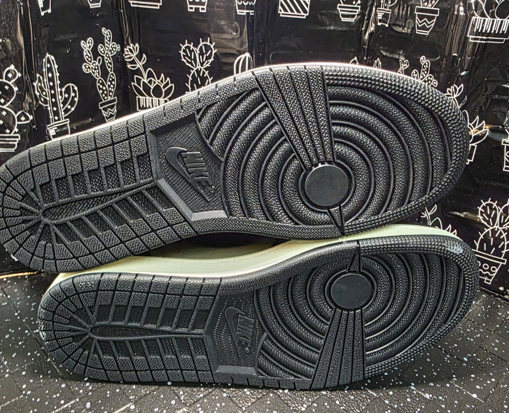 Jordan 1 Low “Travis Scott – Black &amp; Olive” — Design Inspired — US 11