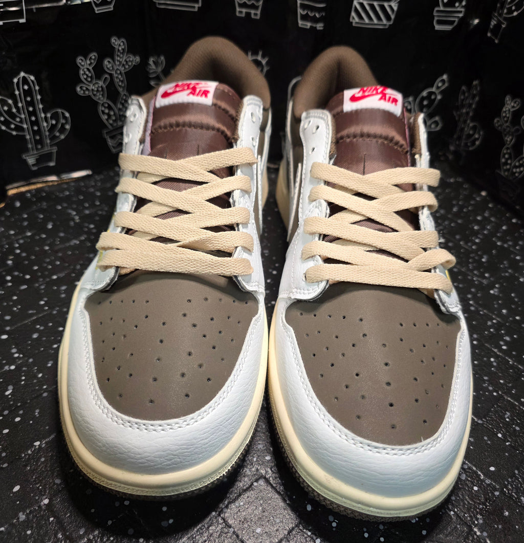 Jordan 1 Low “Reverse Mocha” — Design Inspired — US 11