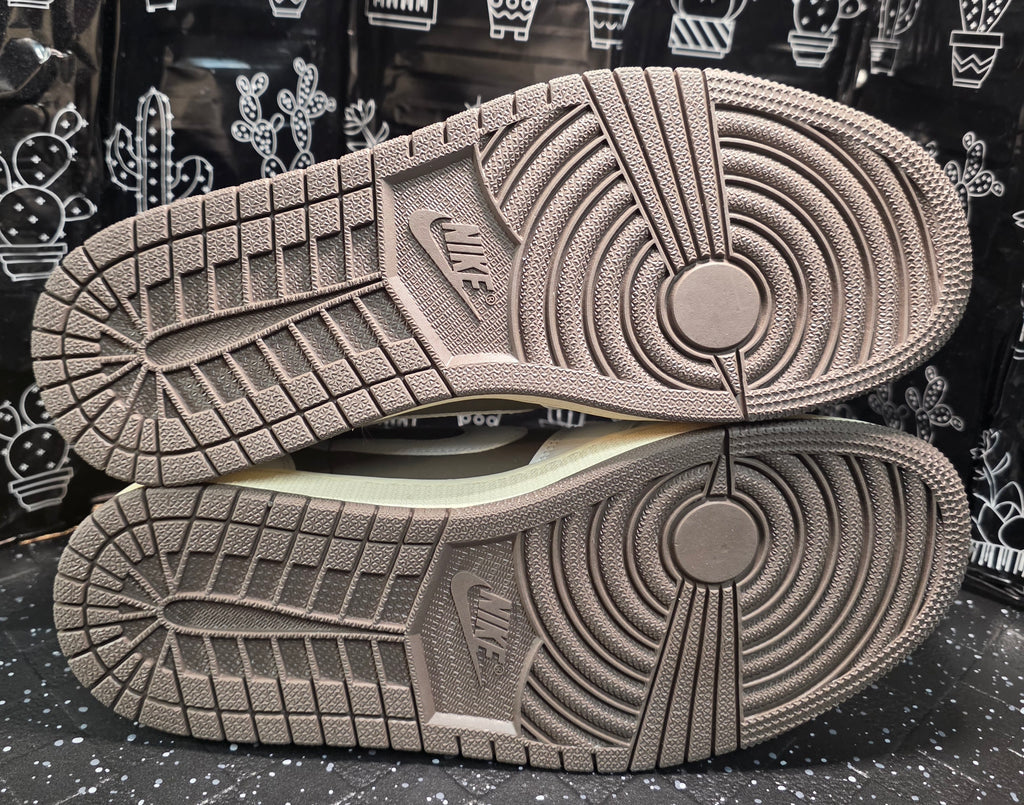 Jordan 1 Low “Reverse Mocha” — Design Inspired — US 11