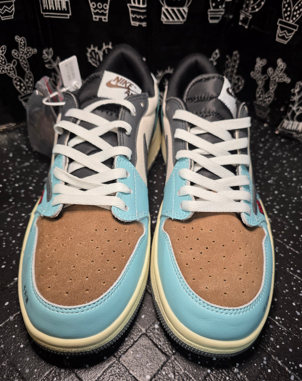 Jordan 1 Low “Travis Scott – Motorsport Mix” — Fantasy Colorway — US 11 — New