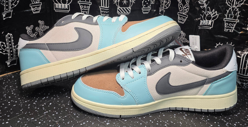 Jordan 1 Low “Travis Scott – Motorsport Mix” — Fantasy Colorway — US 11 — New