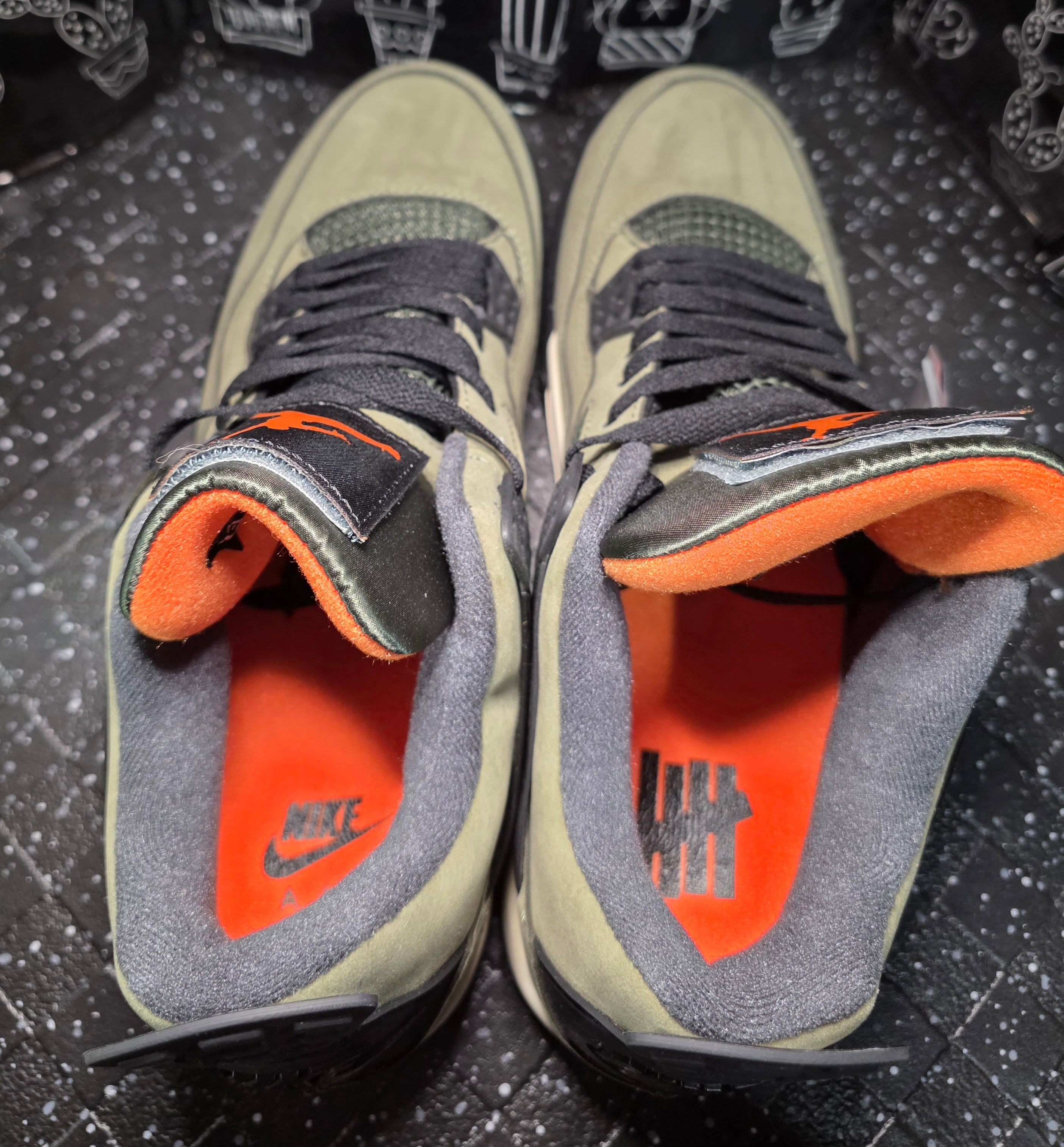 Jordan 4 “Undefeated 2025” — Design Inspired — US 11 — New w/ Un-Def. Shoe Box