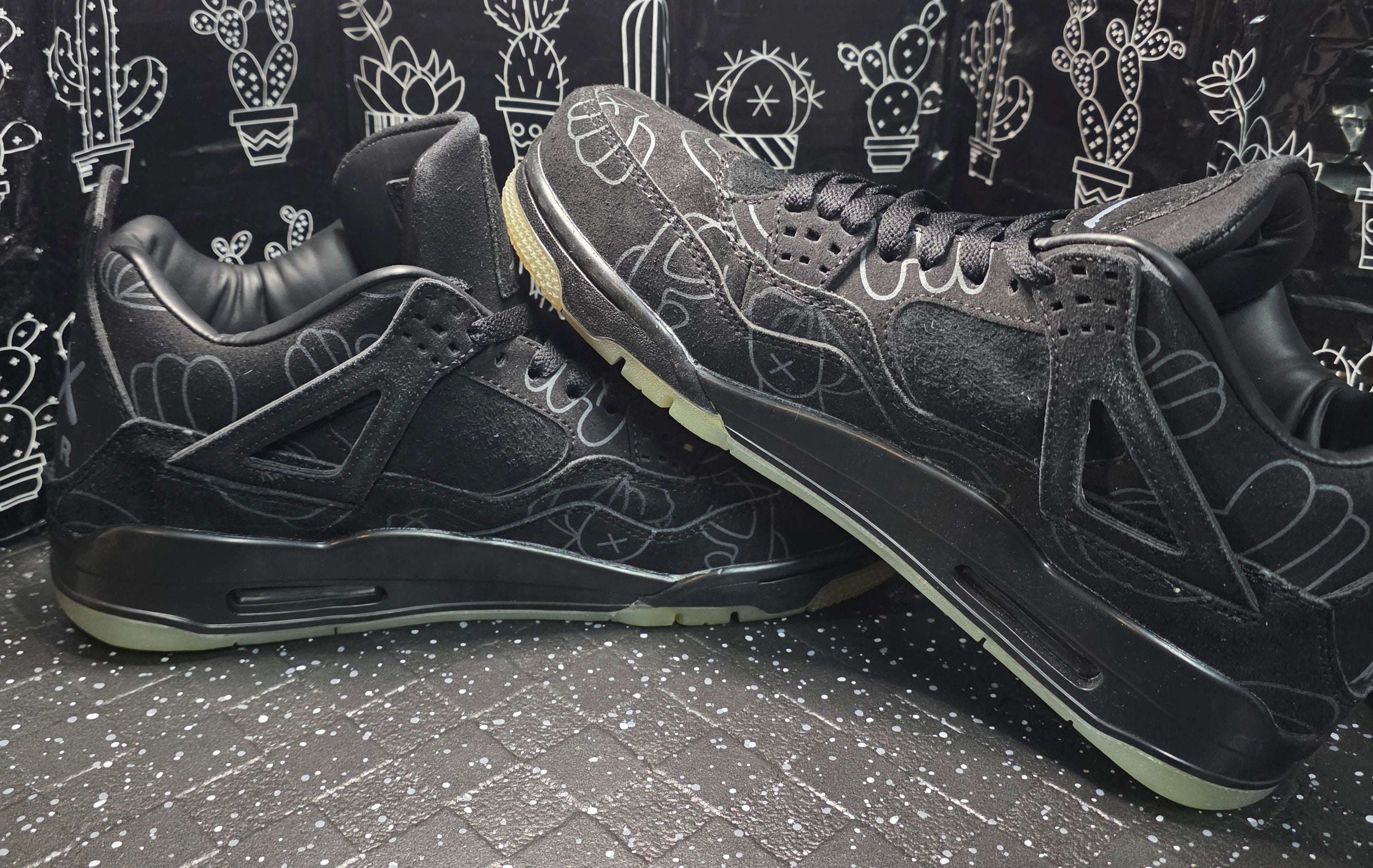Jordan 4 “KAWS Black” — Design Inspired — US 11 — New