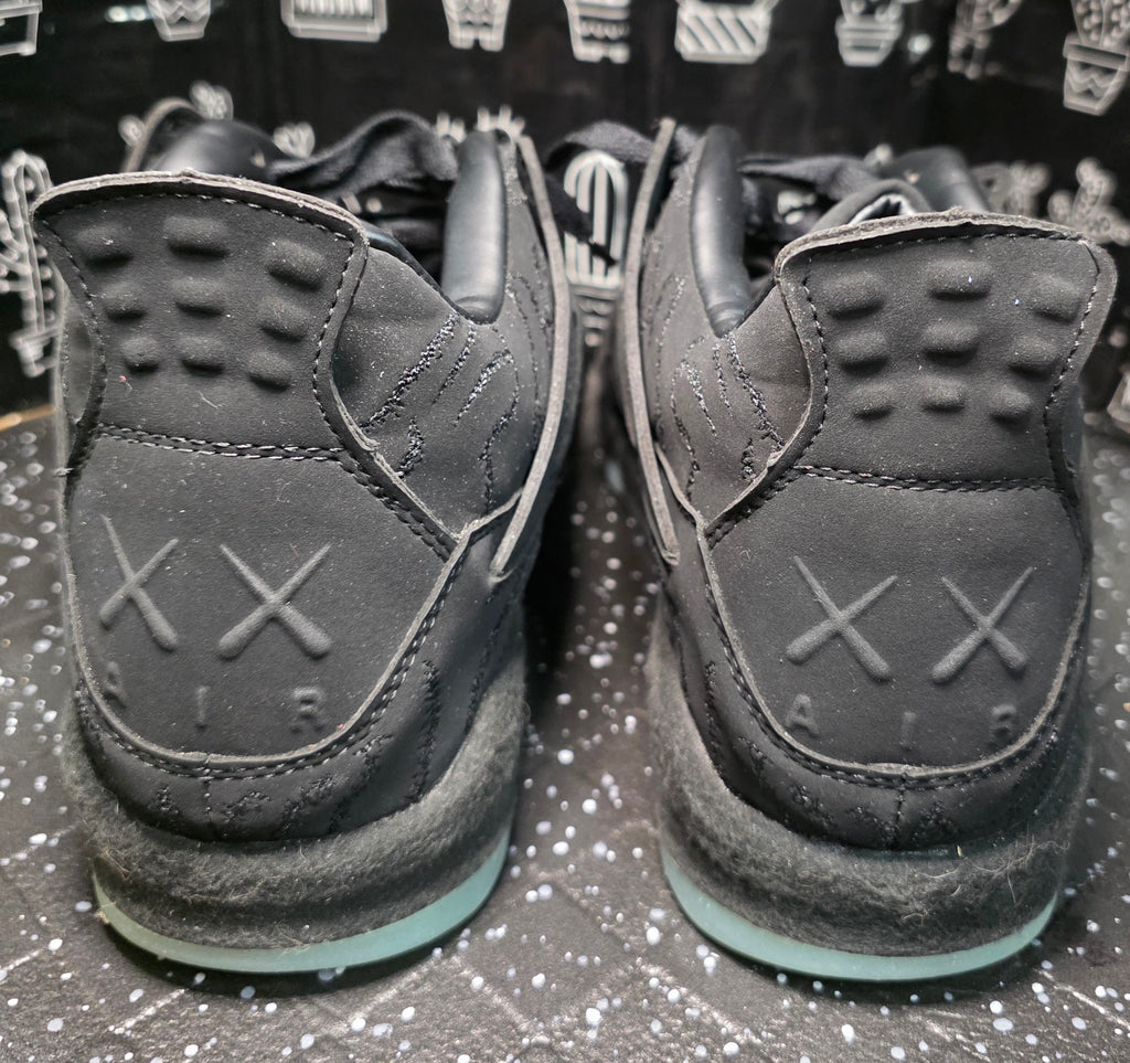 Jordan 4 “KAWS Black” -Silhouettes — Design Inspired — US 11 — New