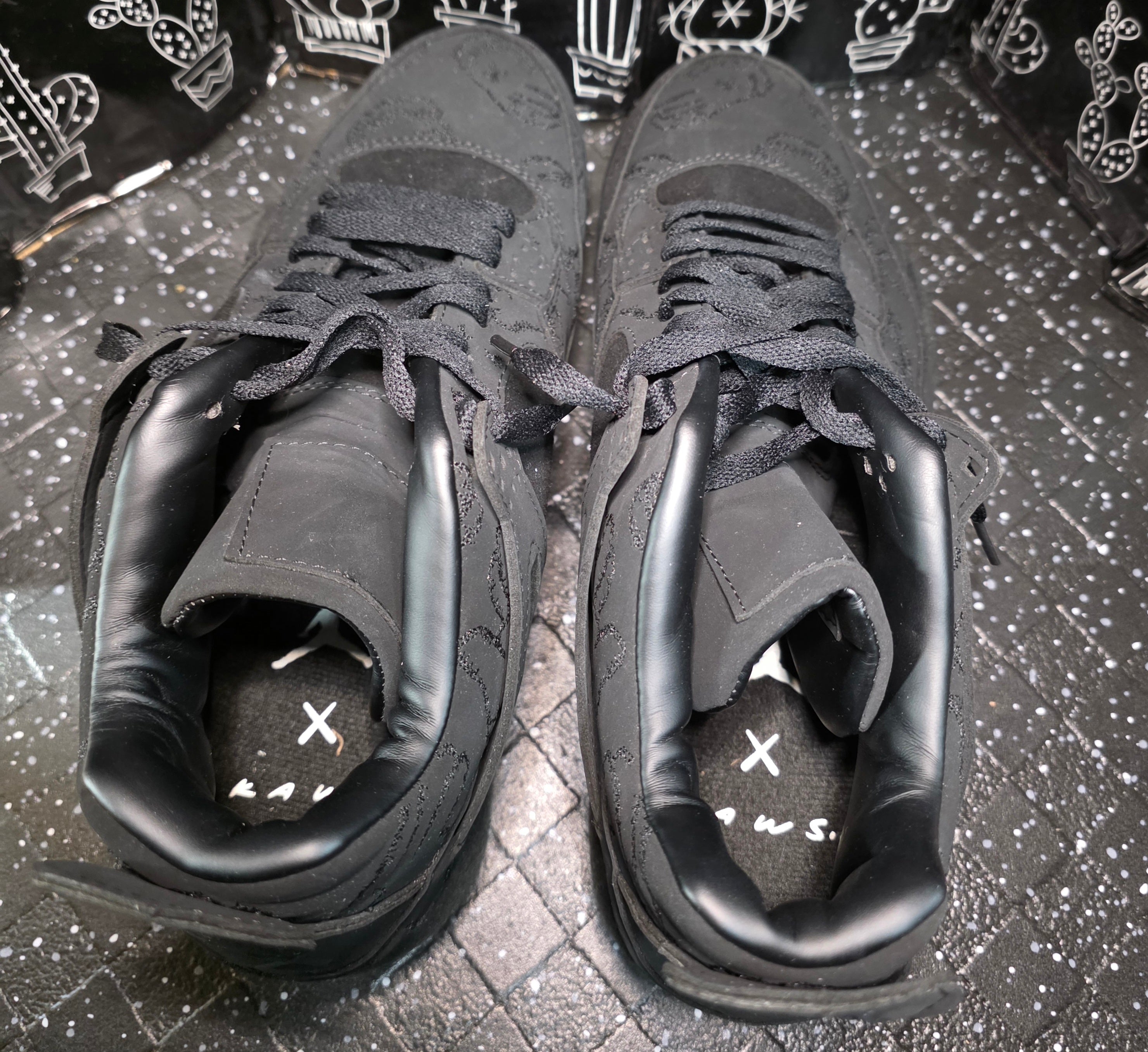 Jordan 4 “KAWS Black” -Silhouettes — Design Inspired — US 11 — New
