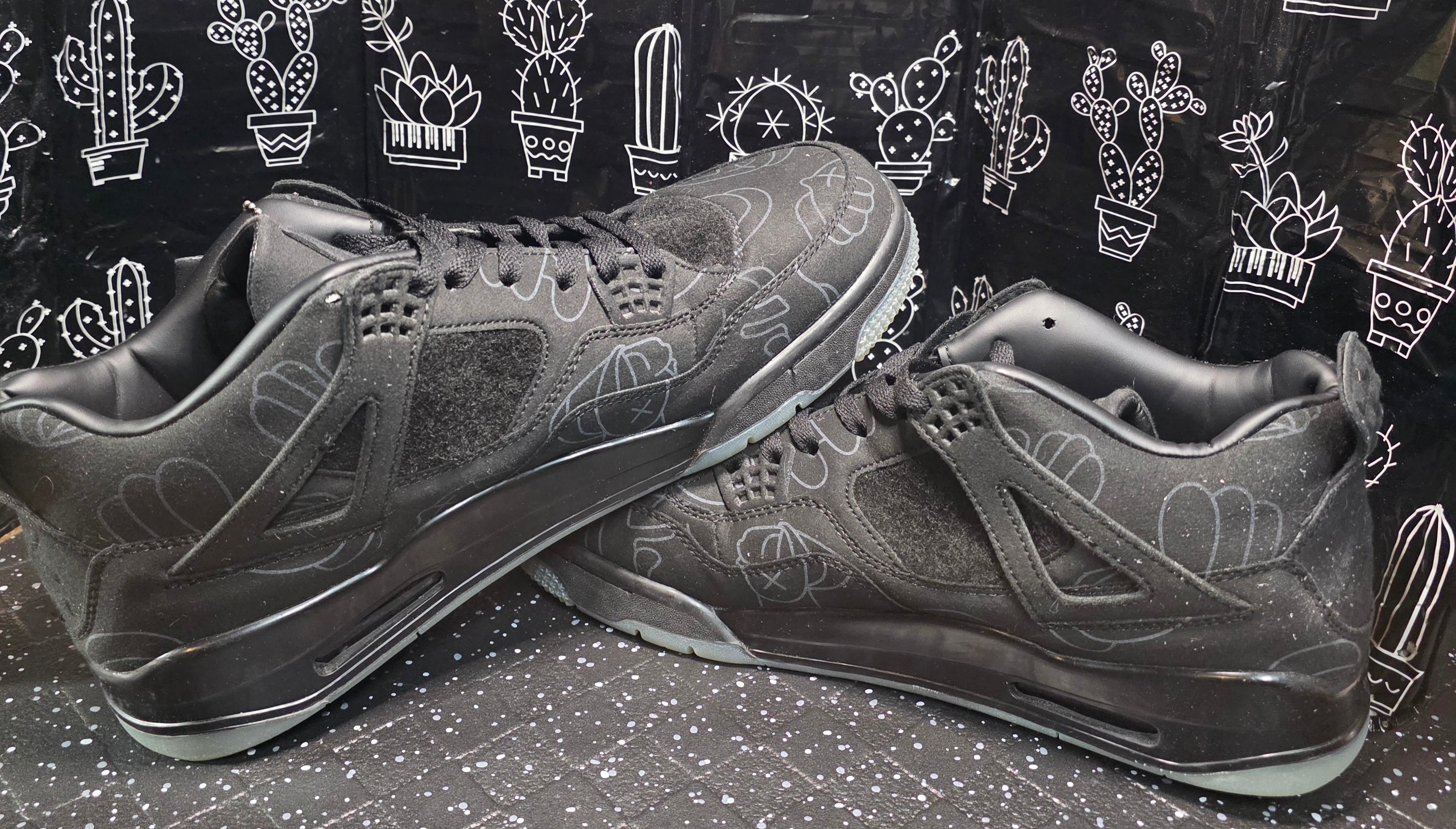Jordan 4 “KAWS Black” — Design Inspired — US 11 — New