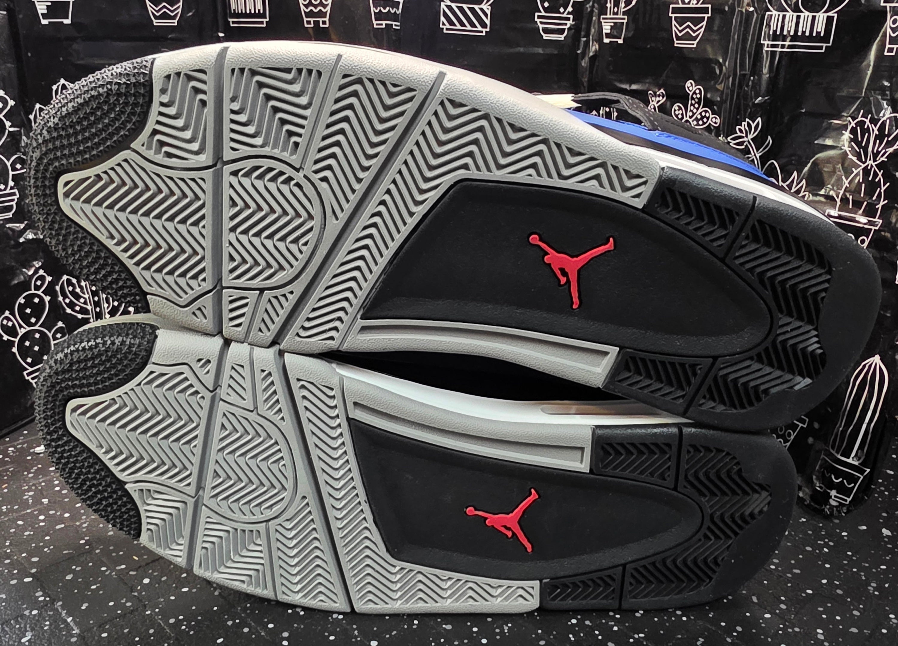 Jordan 4 “Encores” — Design Inspired — US 11 — New