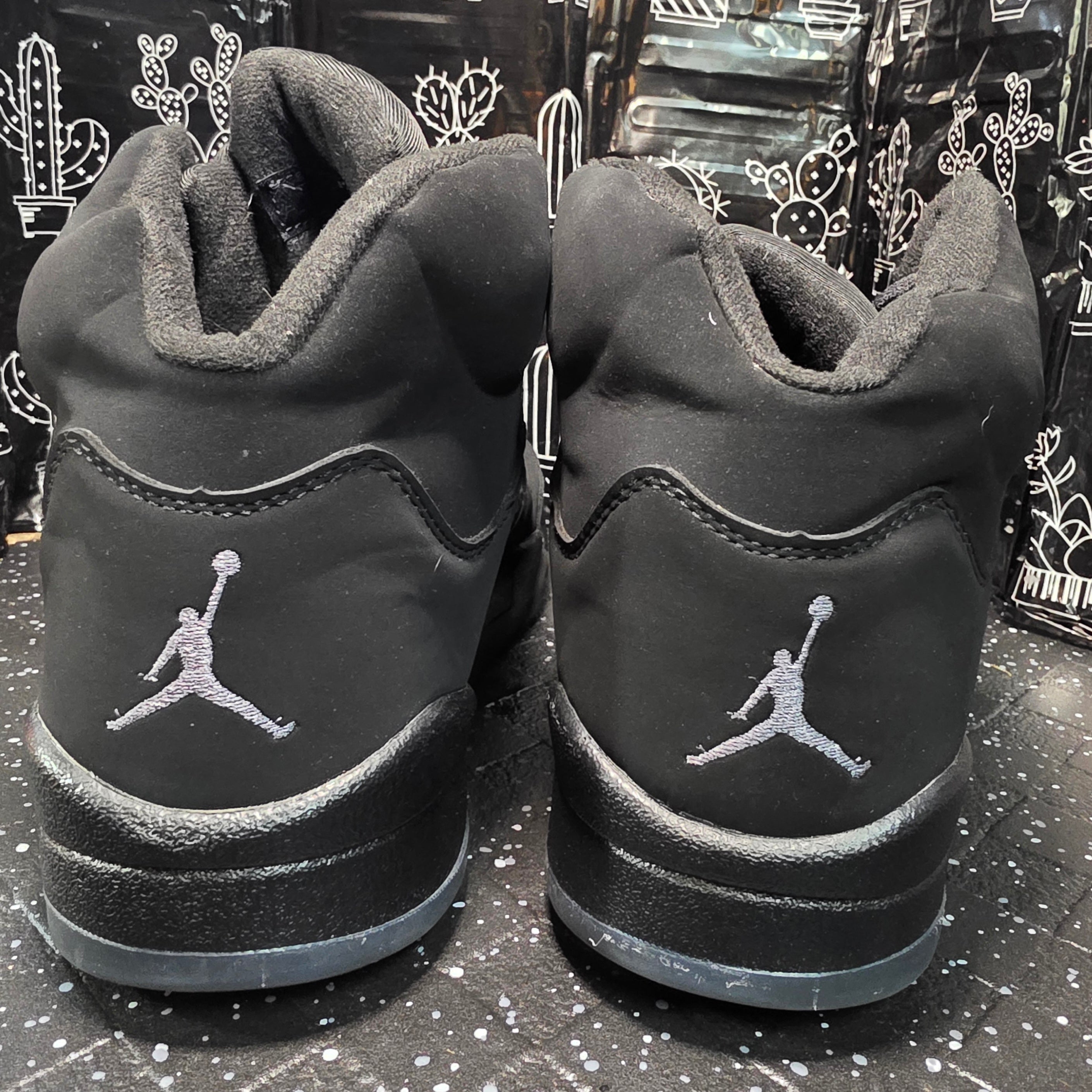 Jordan 5 “Black Cats” — Design Inspired — US 11 — Like New