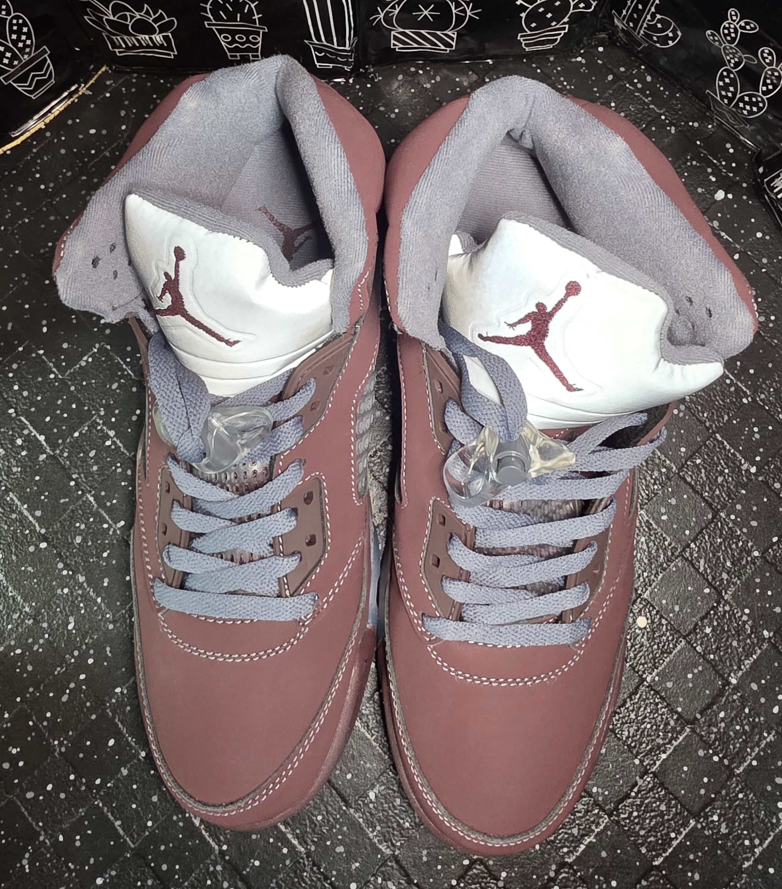 Jordan 5 “Burgundy’s.” Design Inspired US 11 — New (Non‑Original Box Included)