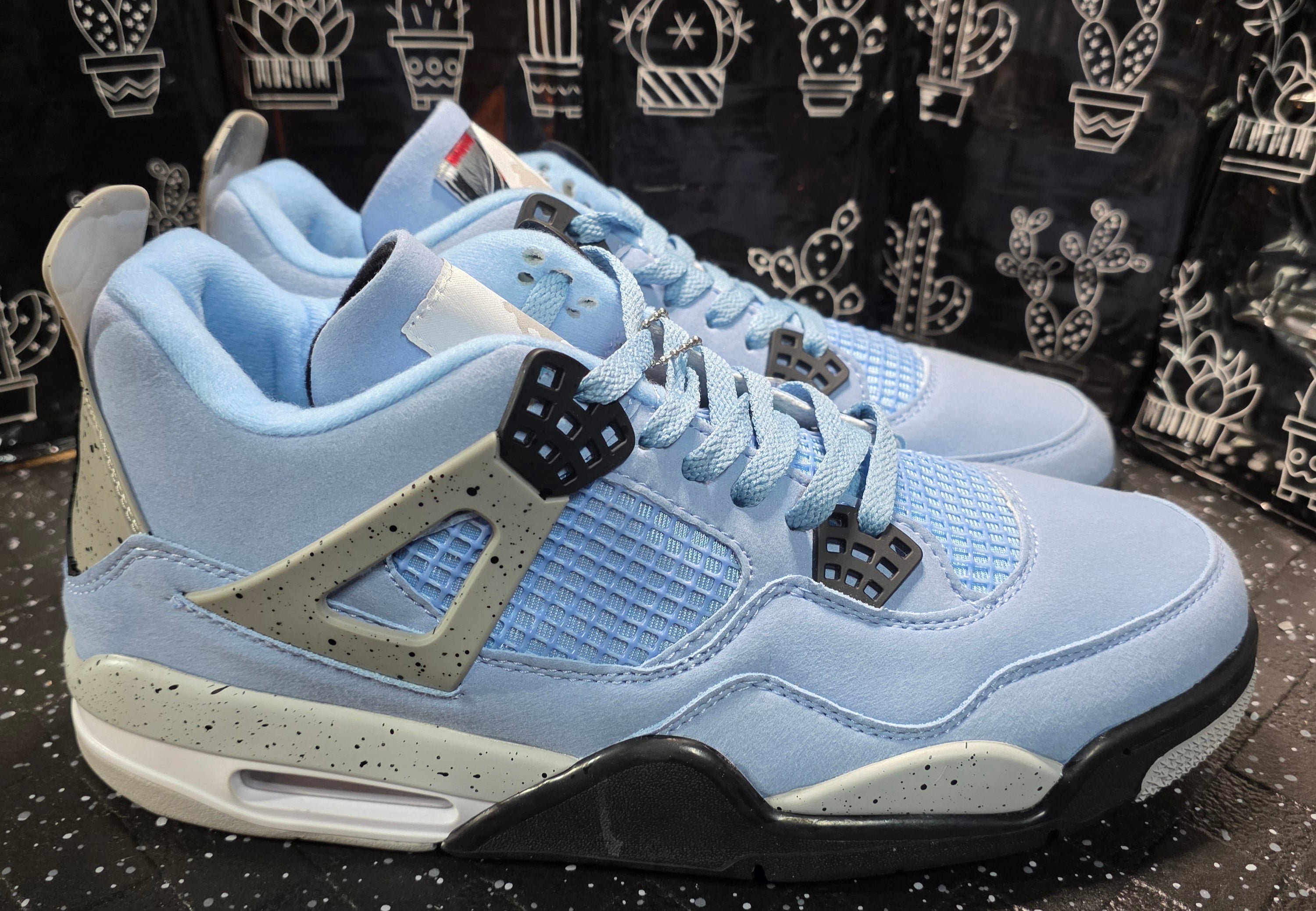 Jordan 4 “UNC.” Design Inspired  US 11 — New (Non‑Original Box Included)