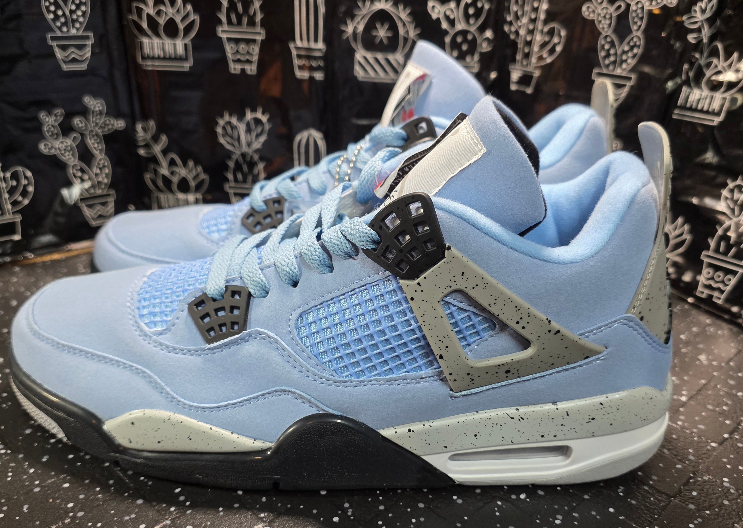 Jordan 4 “UNC.” Design Inspired  US 11 — New (Non‑Original Box Included)