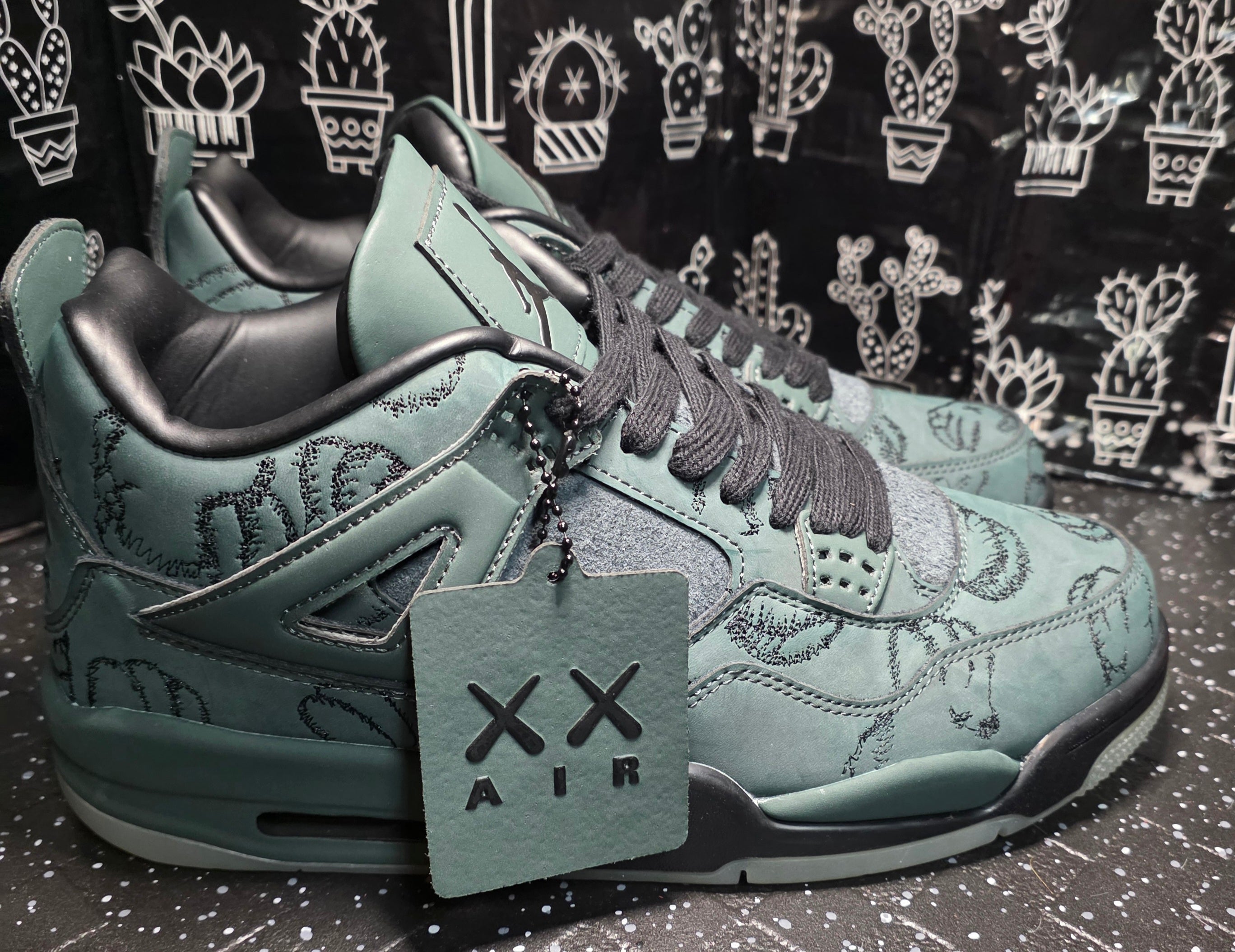 Jordan 4 “KAWS Inspired" Olive Colorway  – Top Tier / 1:1 Dream Collab – US 11 & 12 – New