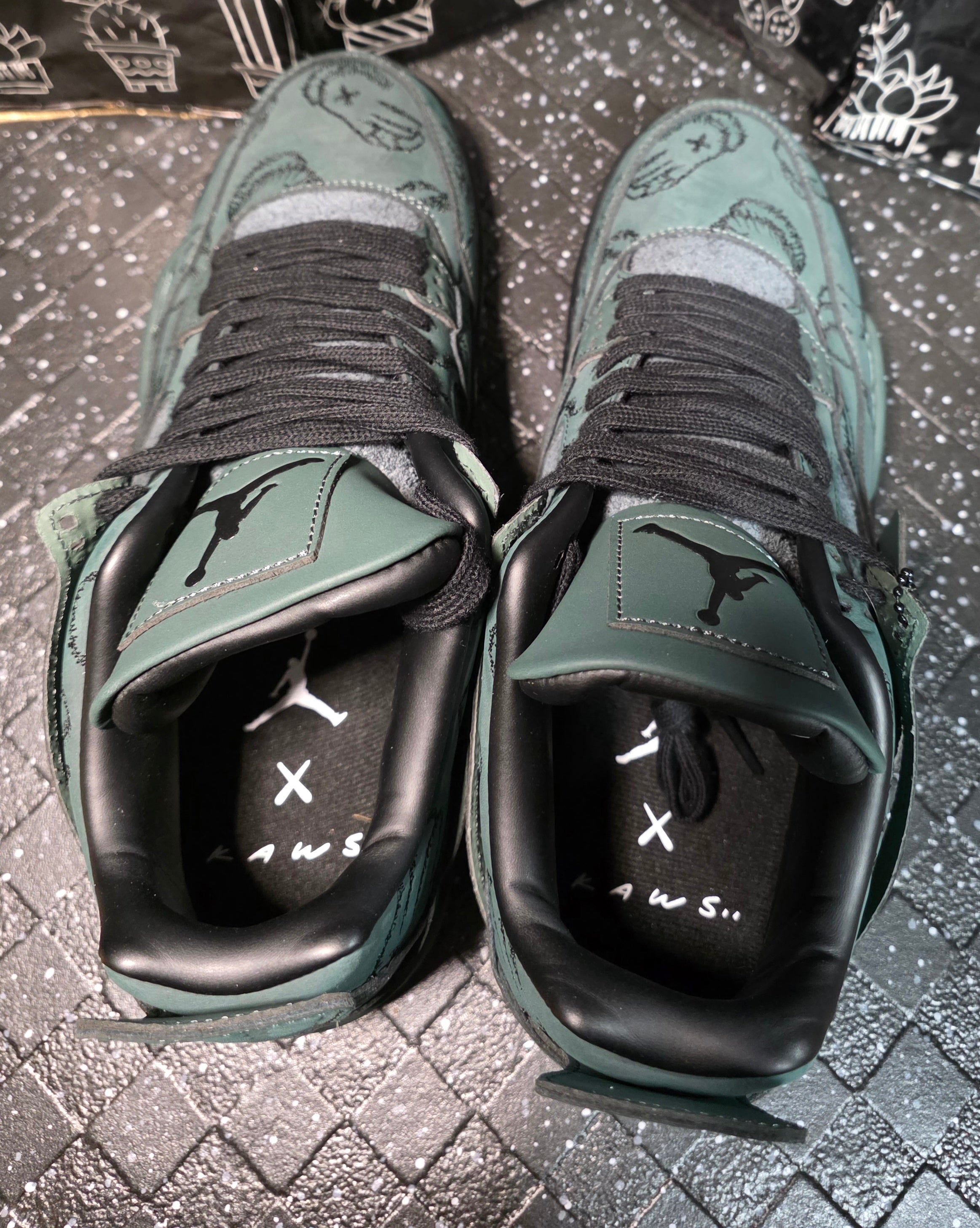 Jordan 4 “KAWS Inspired" Olive Colorway  – Top Tier / 1:1 Dream Collab – US 11 & 12 – New
