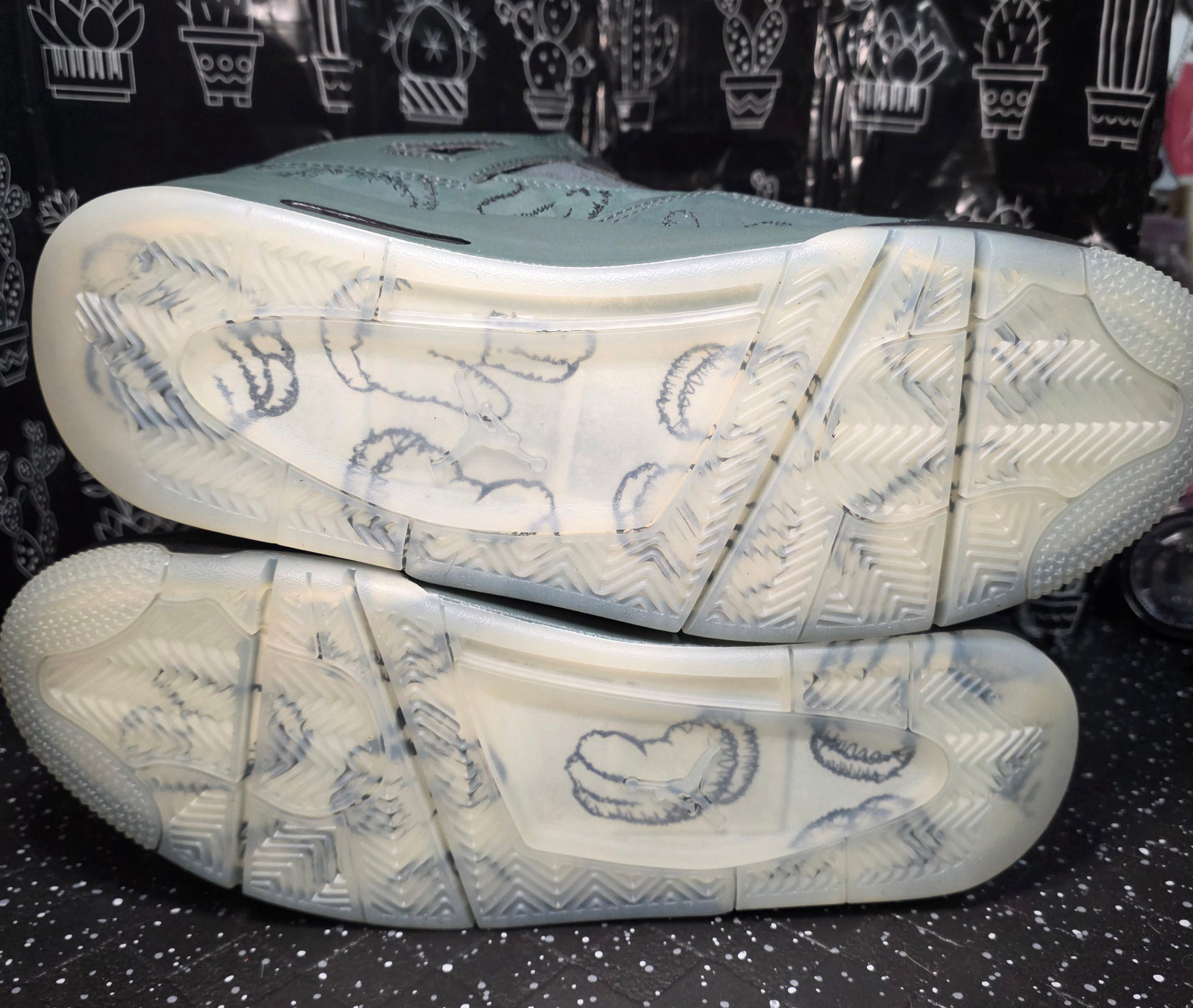 Jordan 4 “KAWS Inspired" Olive Colorway  – Top Tier / 1:1 Dream Collab – US 11 & 12 – New