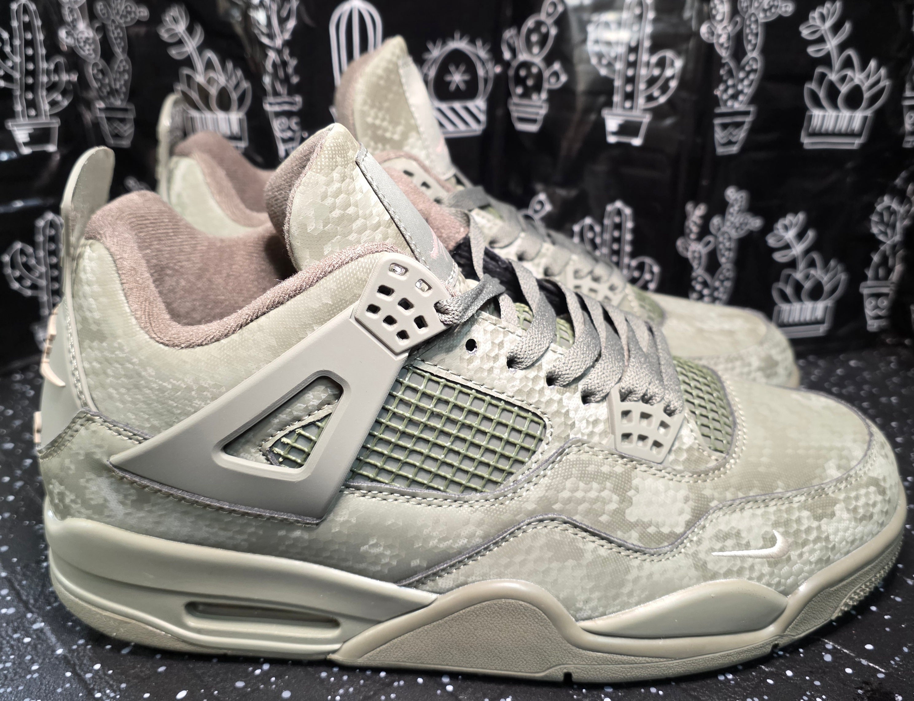 Jordan 4 “Army Mamba.” Fantasy Collab — Nigel Sylvester × Bike Bricks Inspired  US 11 — New (Custom Snake‑Scale Box Included)