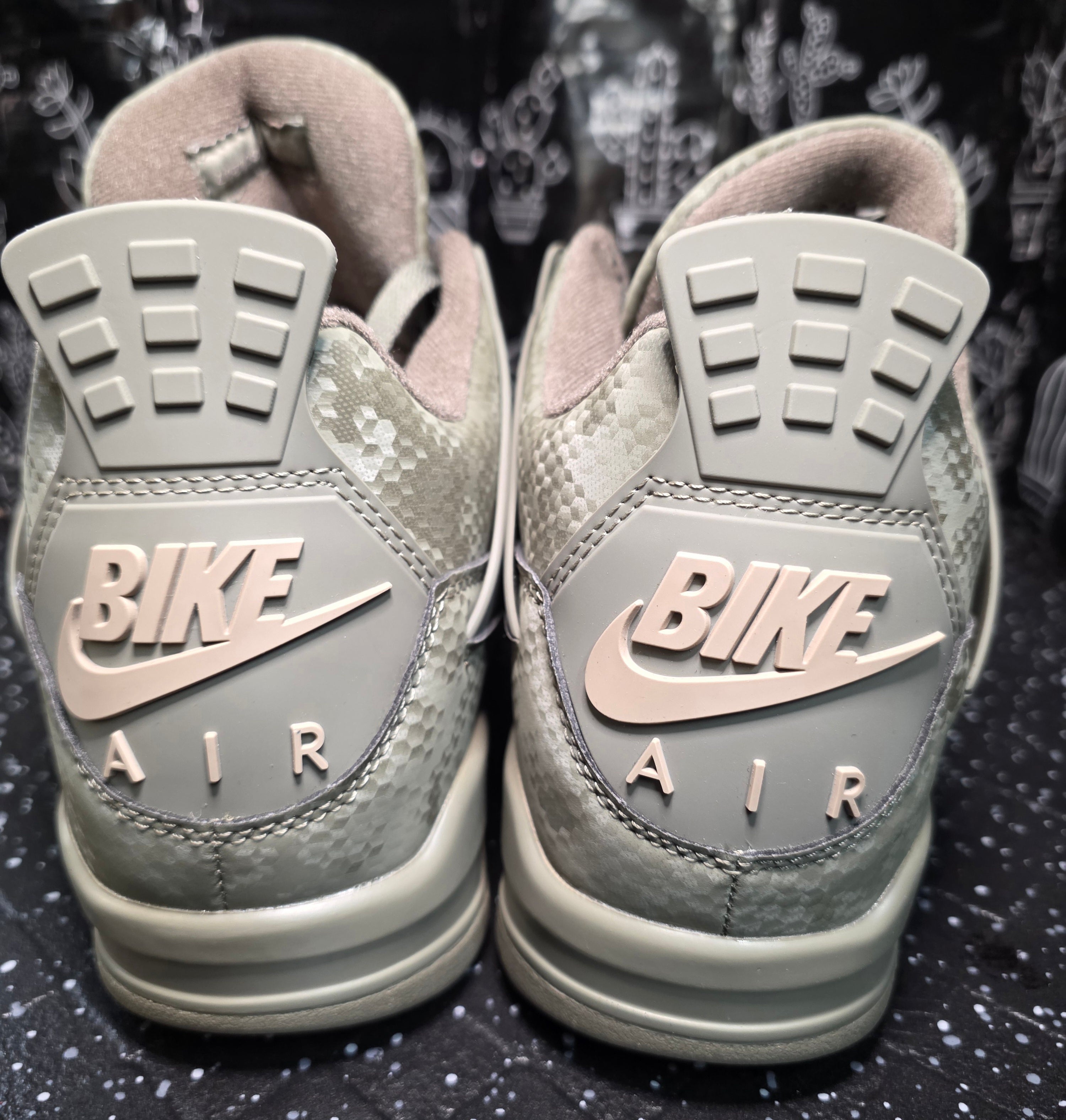 Jordan 4 “Army Mamba.” Fantasy Collab — Nigel Sylvester × Bike Bricks Inspired  US 11 — New (Custom Snake‑Scale Box Included)