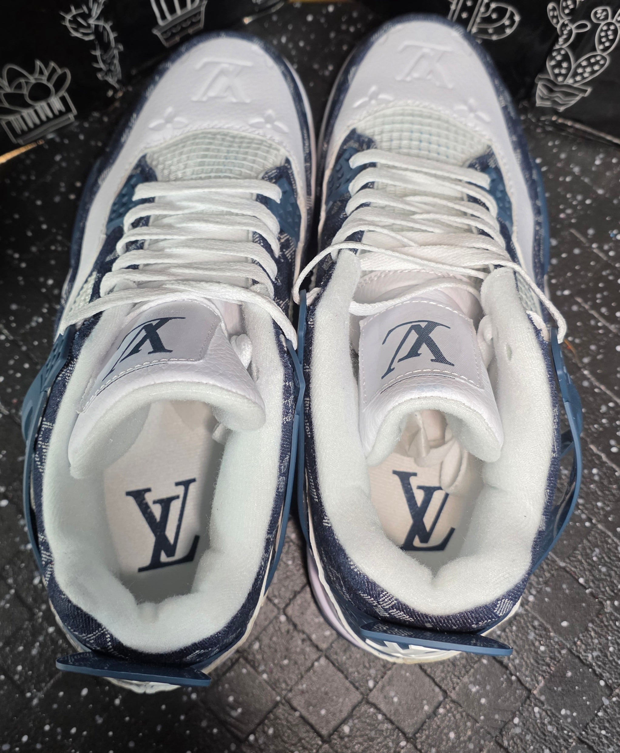 Jordan 4 “LV Denim.” Fantasy Designer Collab  US 11 — New (Custom Box Included)