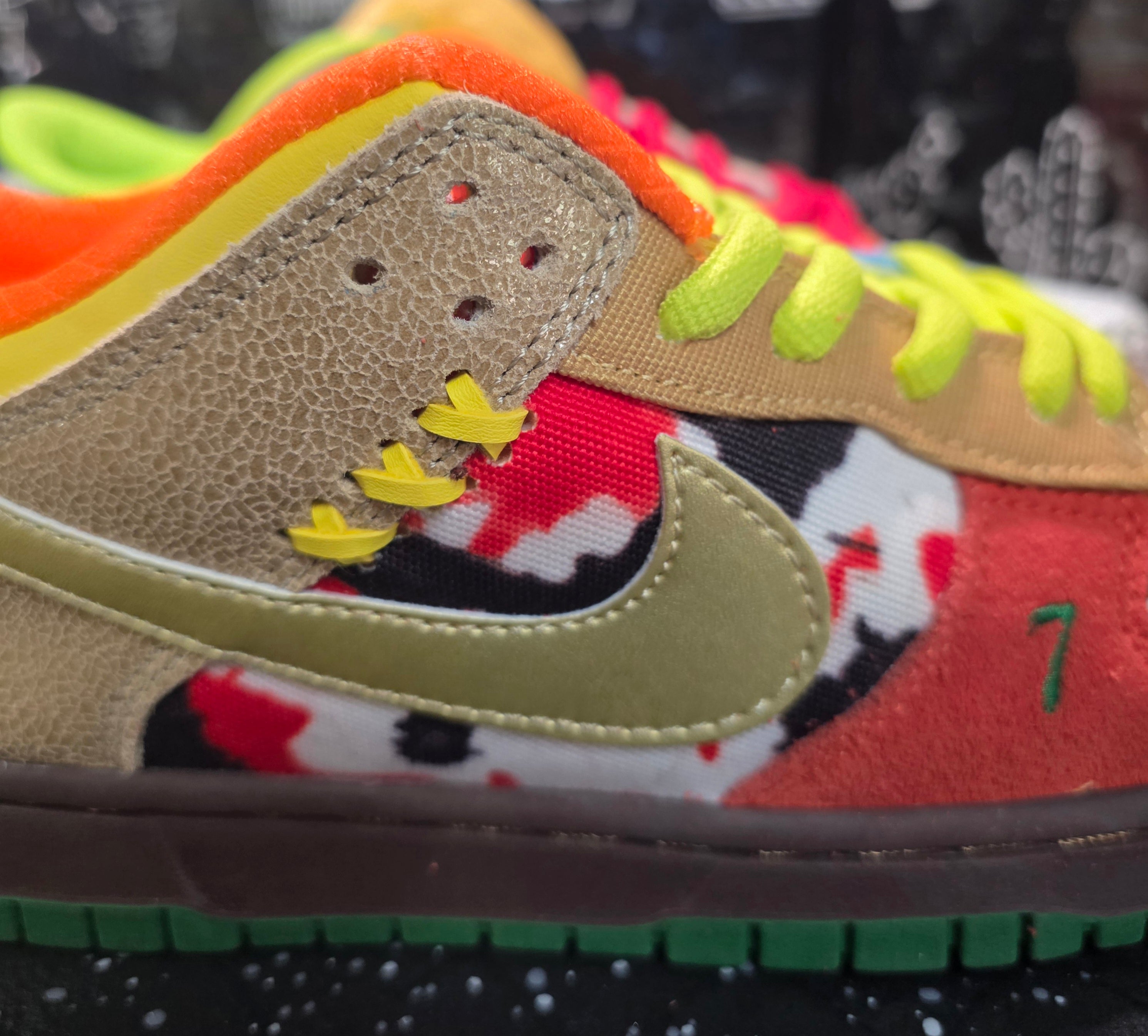 Nike SB Dunk Low “What The Dunk.” Design Inspired  US 11 — New (Non‑Original Box Included