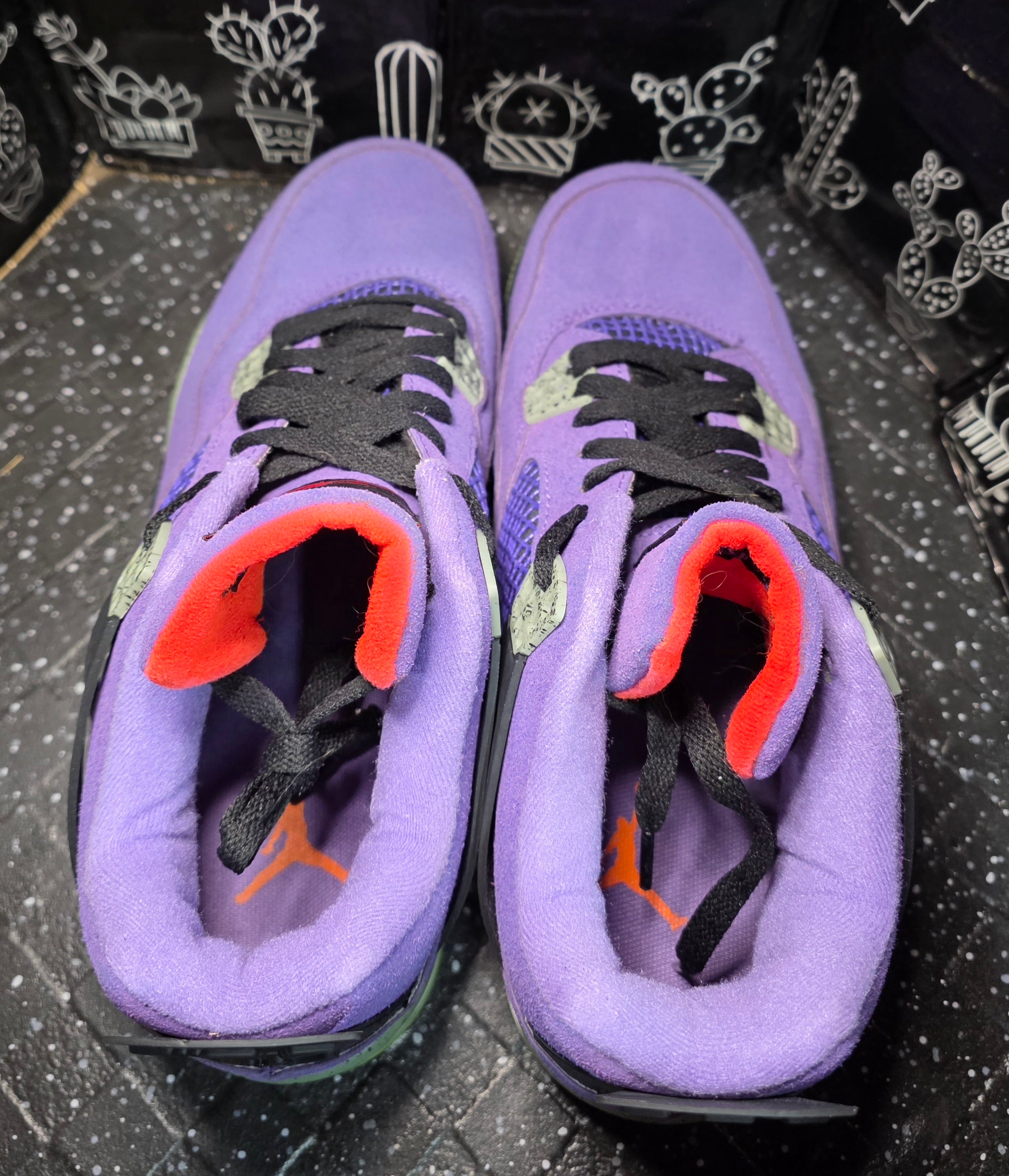 Jordan 4 “Purple Canyons.” Design Inspired Men's US 11 — Like New (Non‑Original Box Included