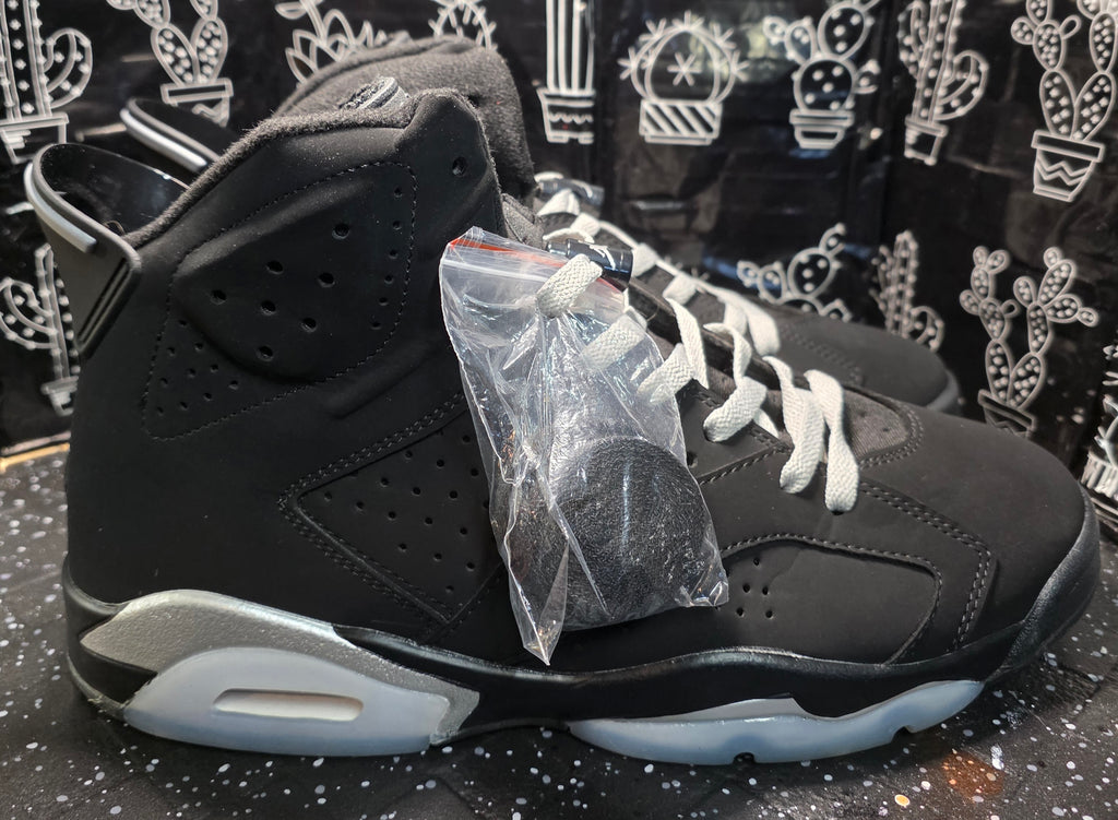 Jordan 6 “Chromes.” Inspired Design US 11 — New (Non‑Original Box Included)