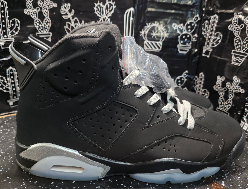 Jordan 6 “Chromes.” Inspired Design US 11 — New (Non‑Original Box Included)