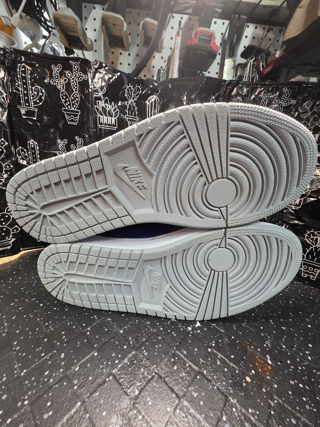 Jordan 1 Low “Zion Williamson Voodoo Alternates” Inspired – Everyday Lineup *XL – US 11 &amp; US 12 – New