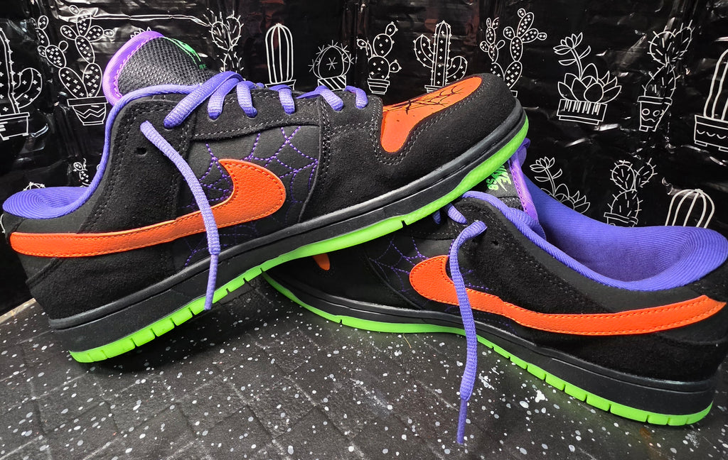 Nike SB Dunk Low Inspired design “Halloween"  "Spider & Web Customs.”  — US 11 — New