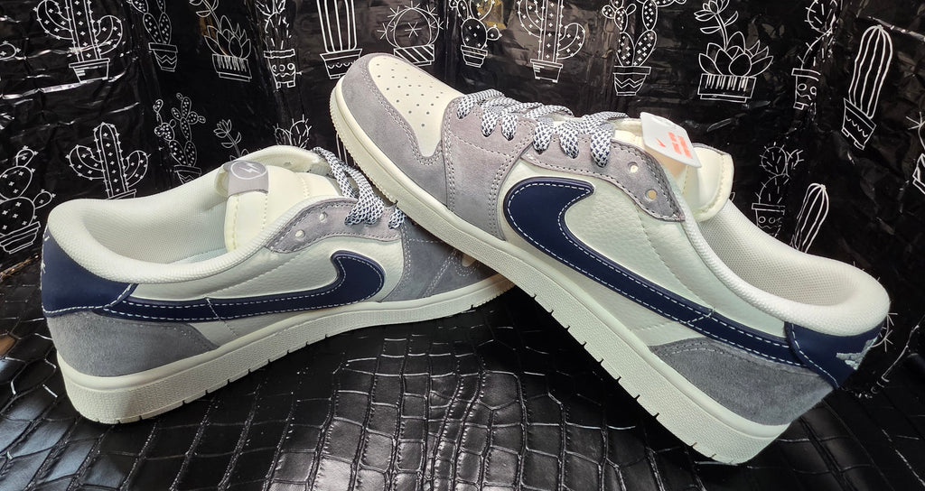 Jordan 1 low Cactus-Jack - Fragments "Fantasy Collaboration" (US 11)