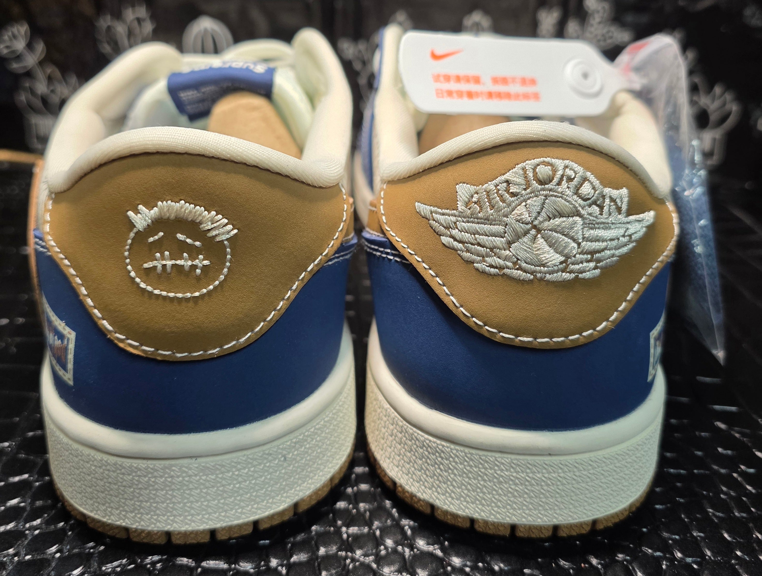Jordan 1 Low “Travis Scott × Supreme Styled Design – Fantasy Collab”  US 11 — New with Box