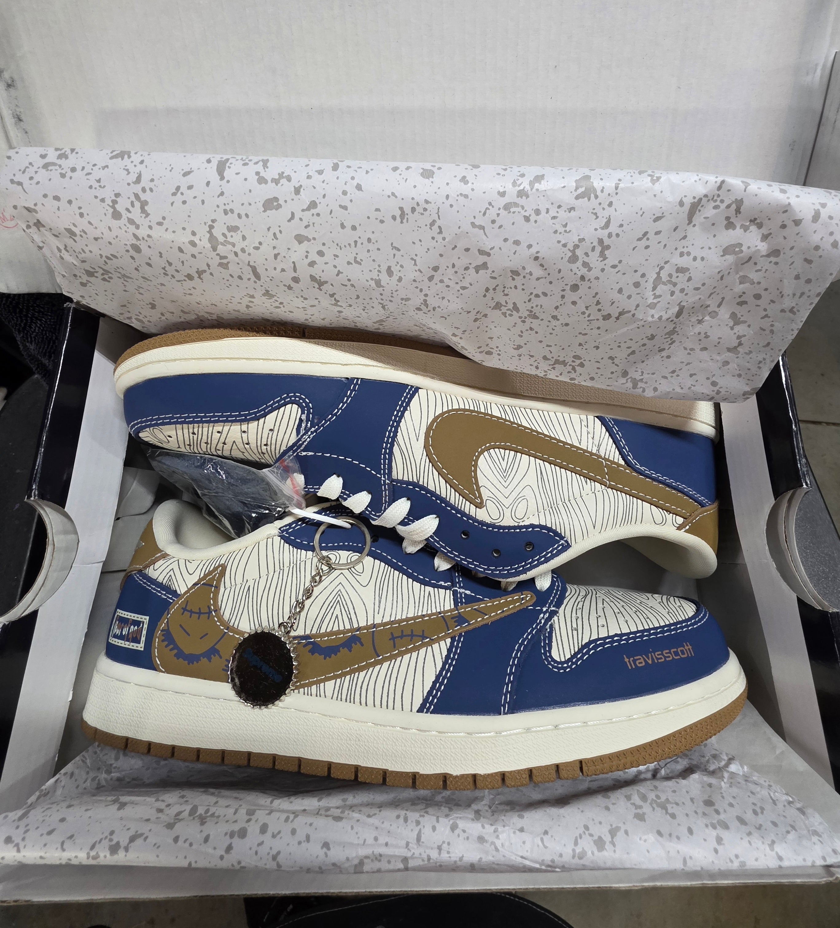 Jordan 1 Low “Travis Scott × Supreme Styled Design – Fantasy