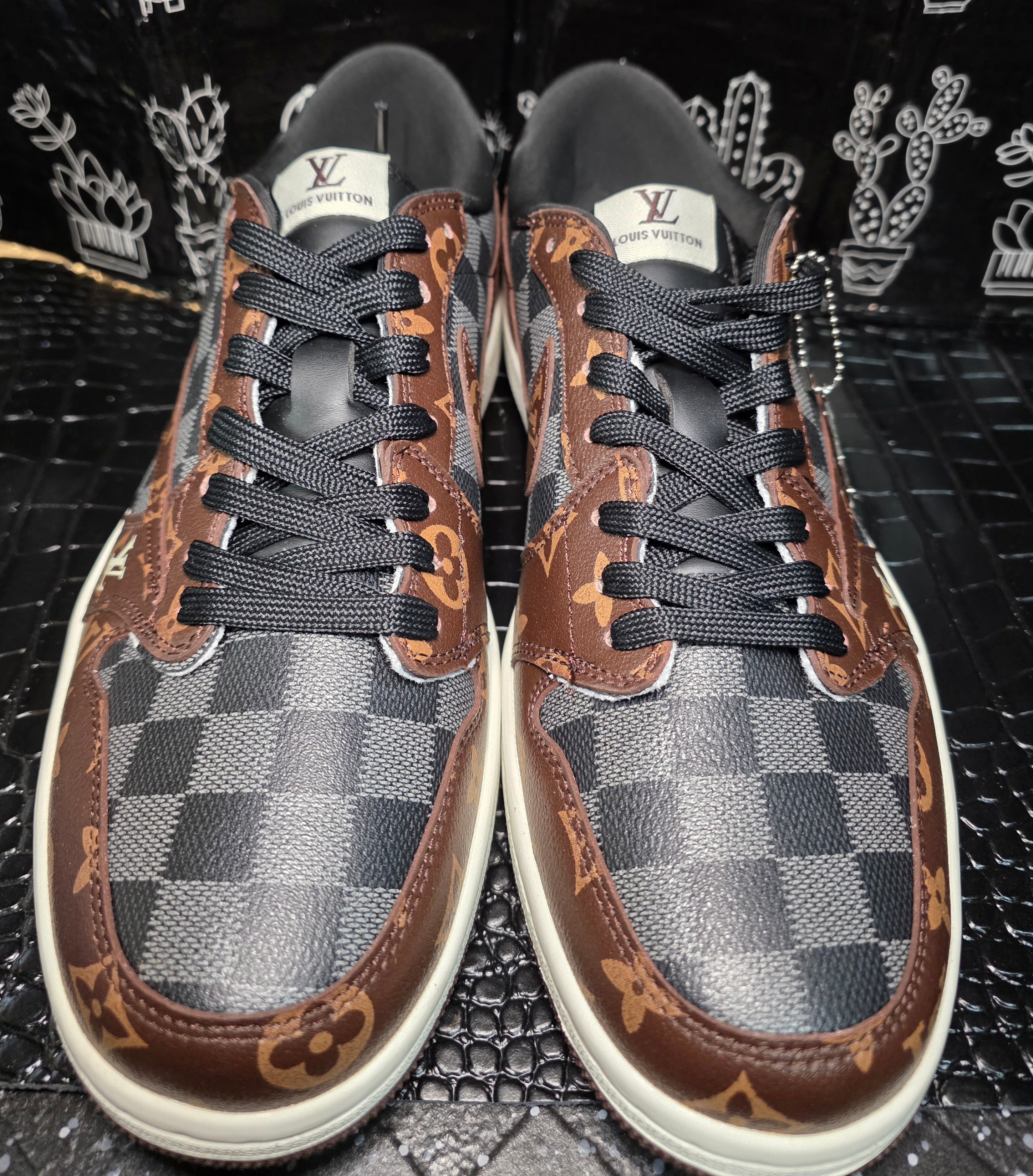 Jordan 1 Low “Cactus Jack-Designer Styled"- fantasy collab-Brown US 11 — New