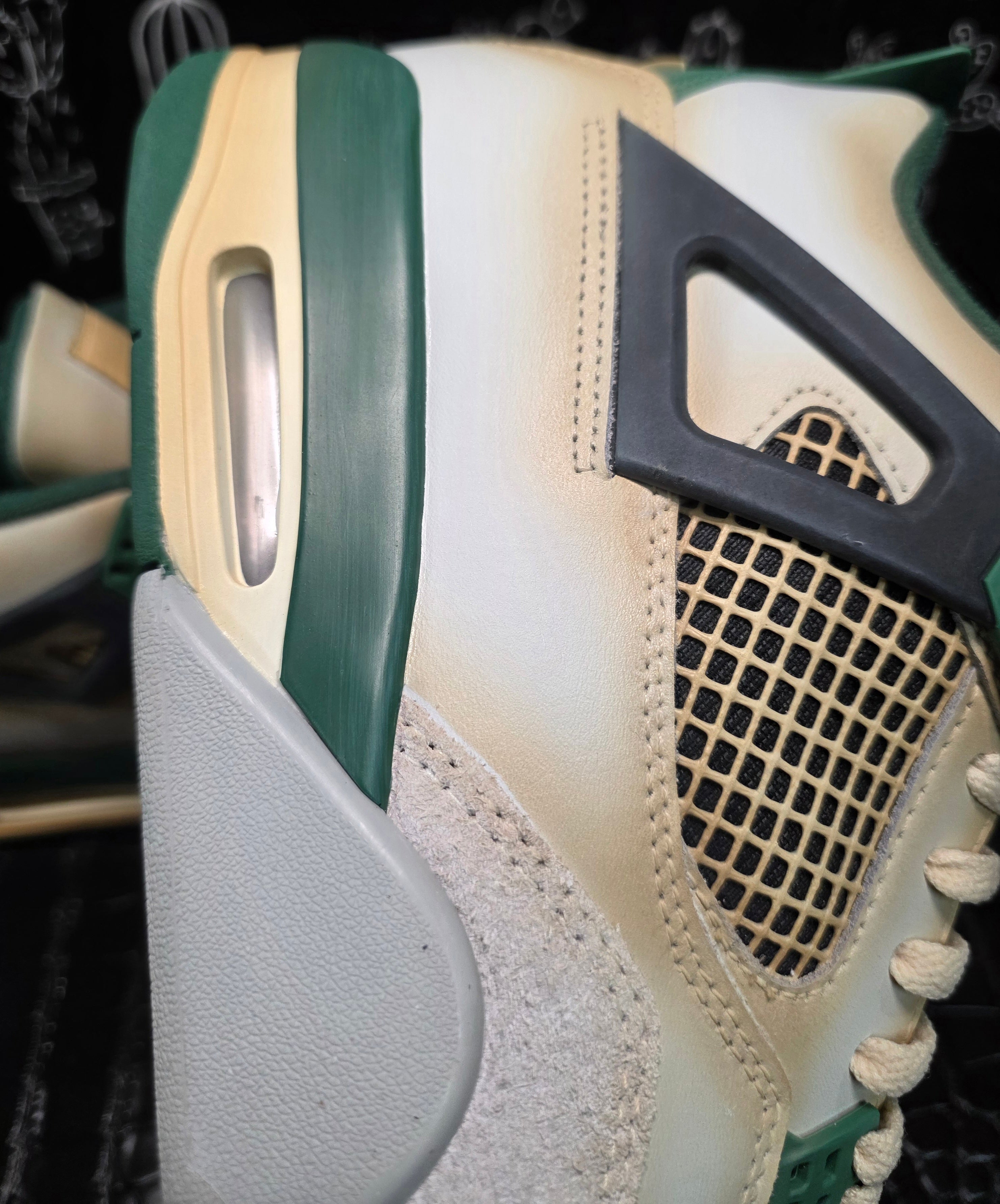 Jordan 4 “Pokémon – Venusaur Inspired” – Fantasy Lineup – US 11 – New – Character Box Included