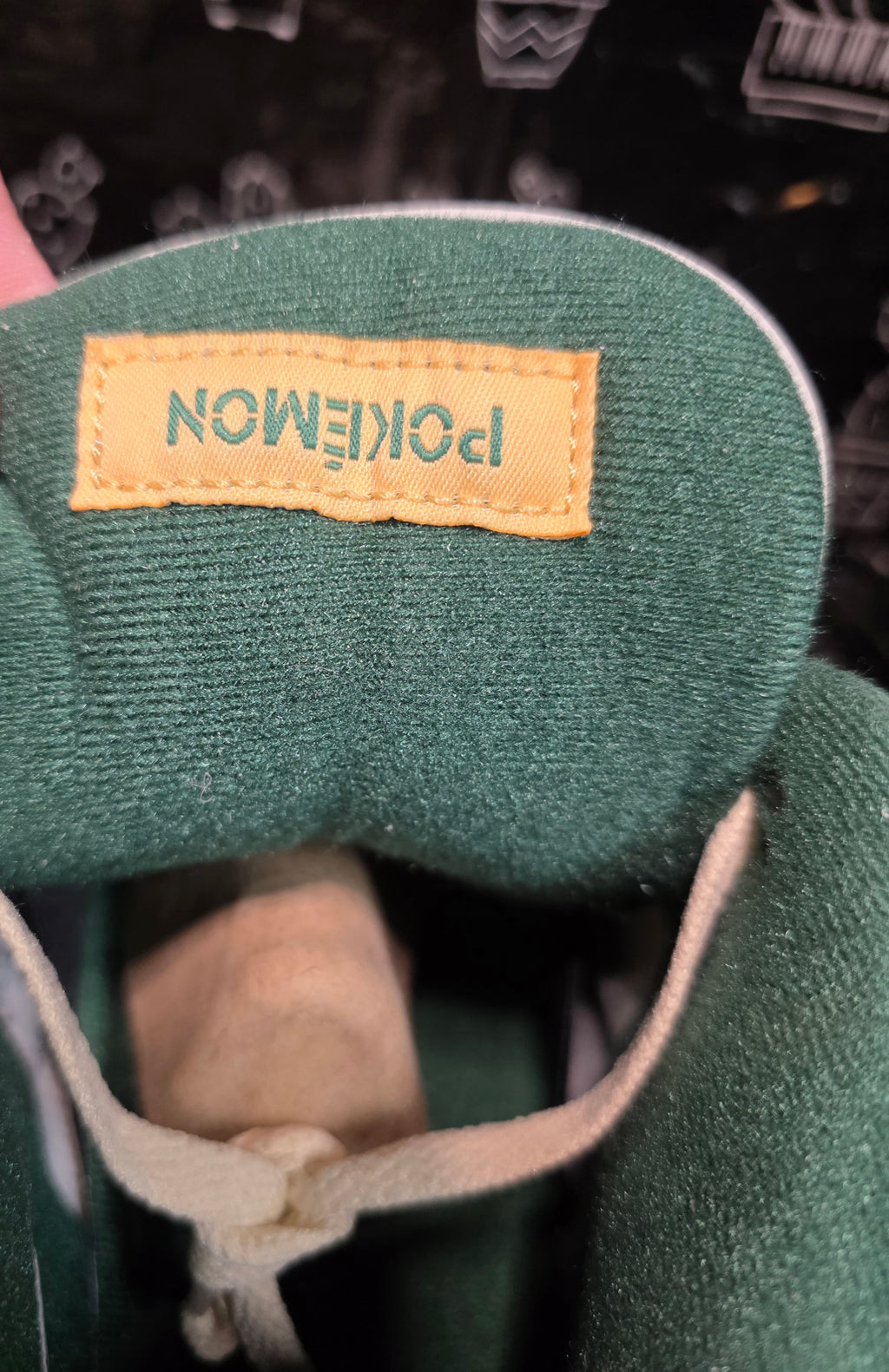 Jordan 4 “Pokémon – Venusaur Inspired” – Fantasy Lineup – US 11 – New – Character Box Included