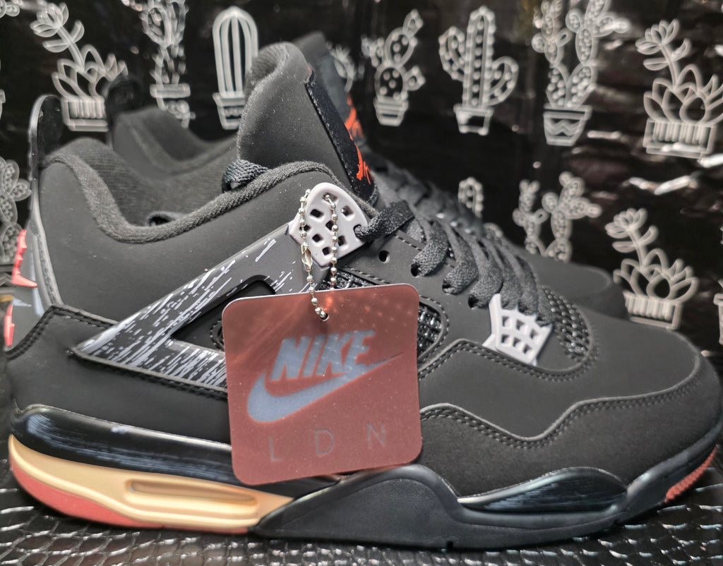 Jordan 4 Pre-Drop " London's" sizes-Men's (US 11, 12)