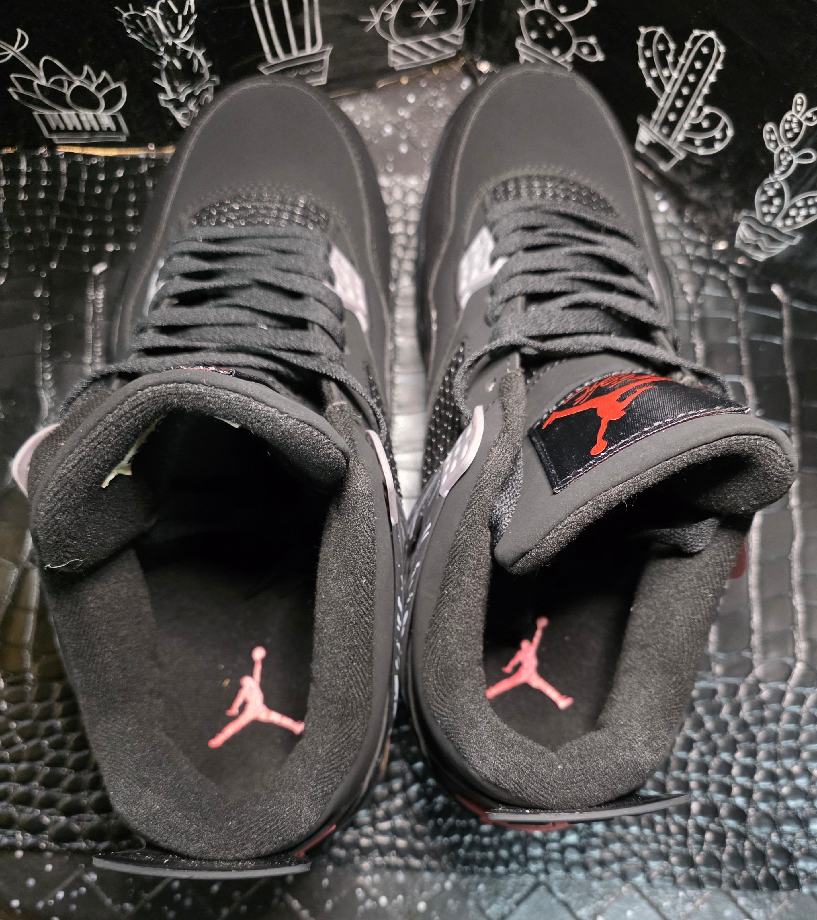 Jordan 4 Pre-Drop " London's" sizes-Men's (US 11, 12)